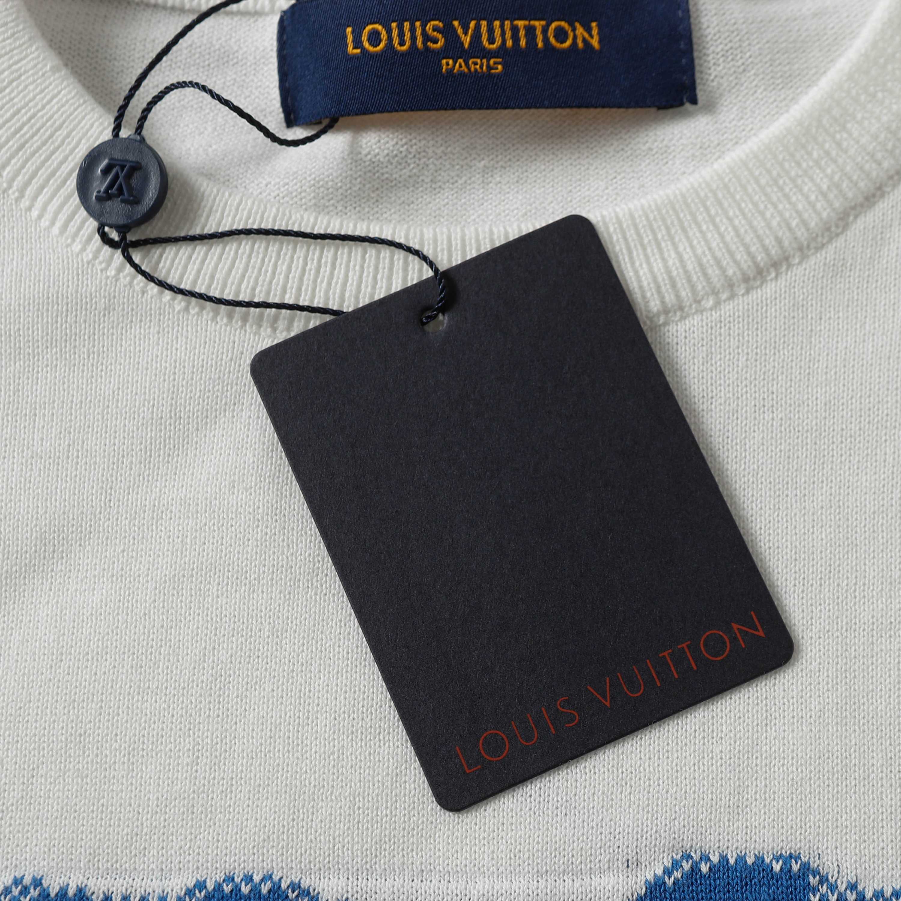 LuxluxHouse Best Quality Clothes T-shirt Louis Vuitton