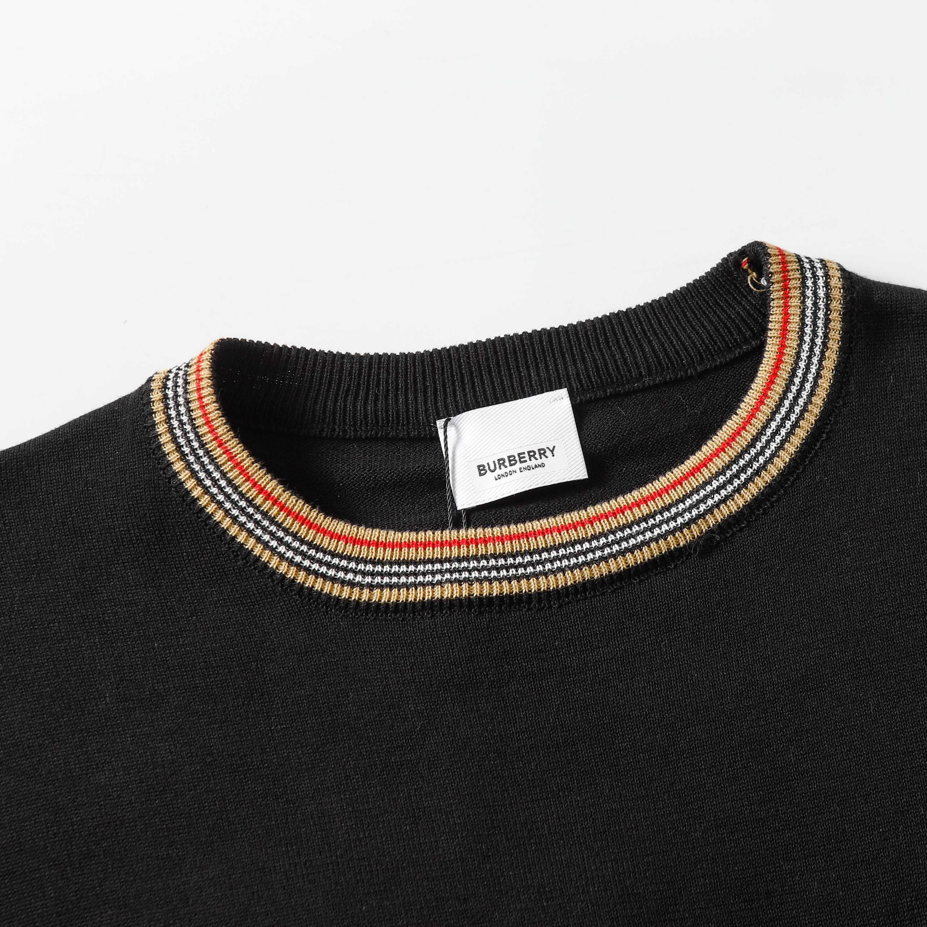 LuxluxHouse Best Quality Clothes Burberry T-shirt
