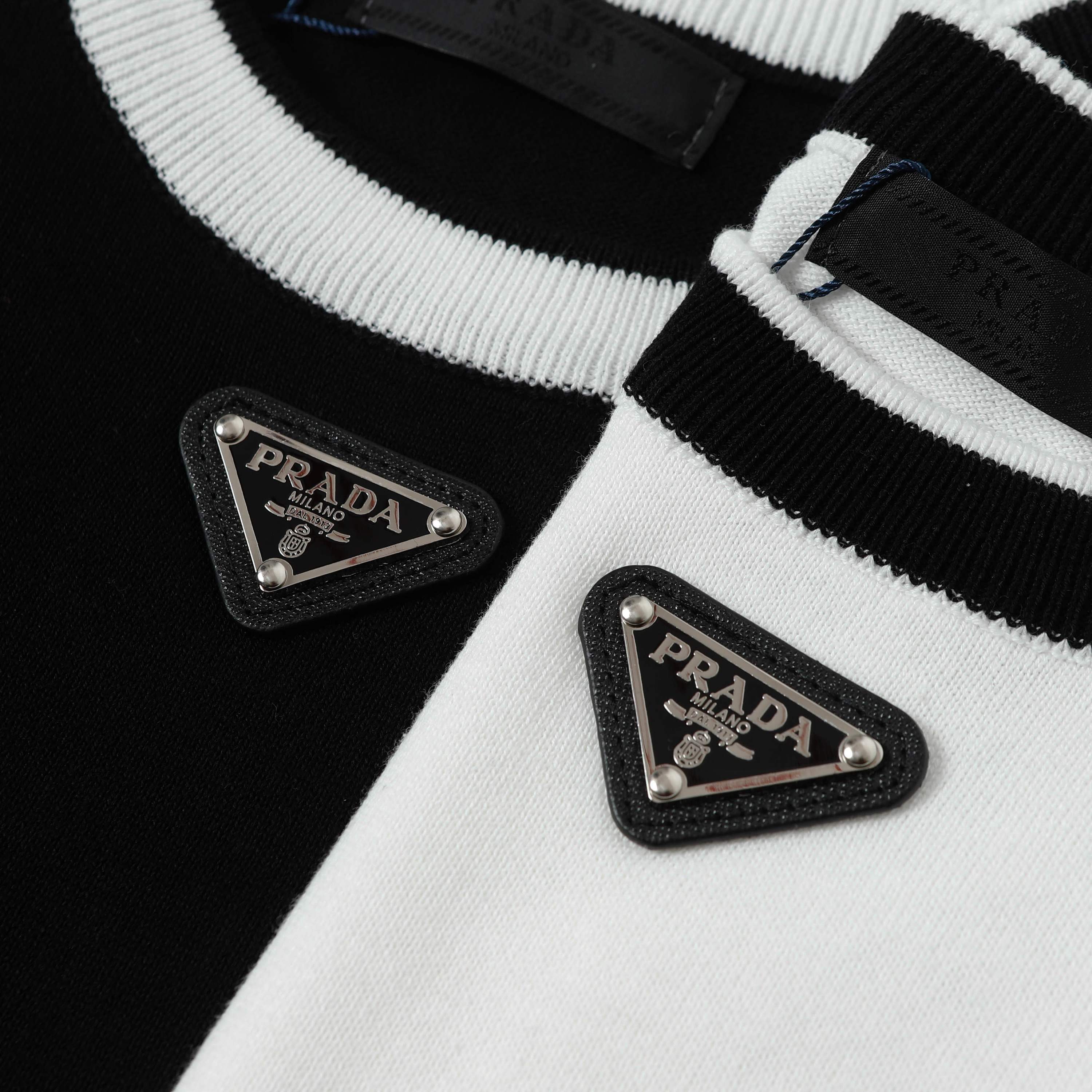 LuxluxHouse Best Quality Clothes T-shirt Prada