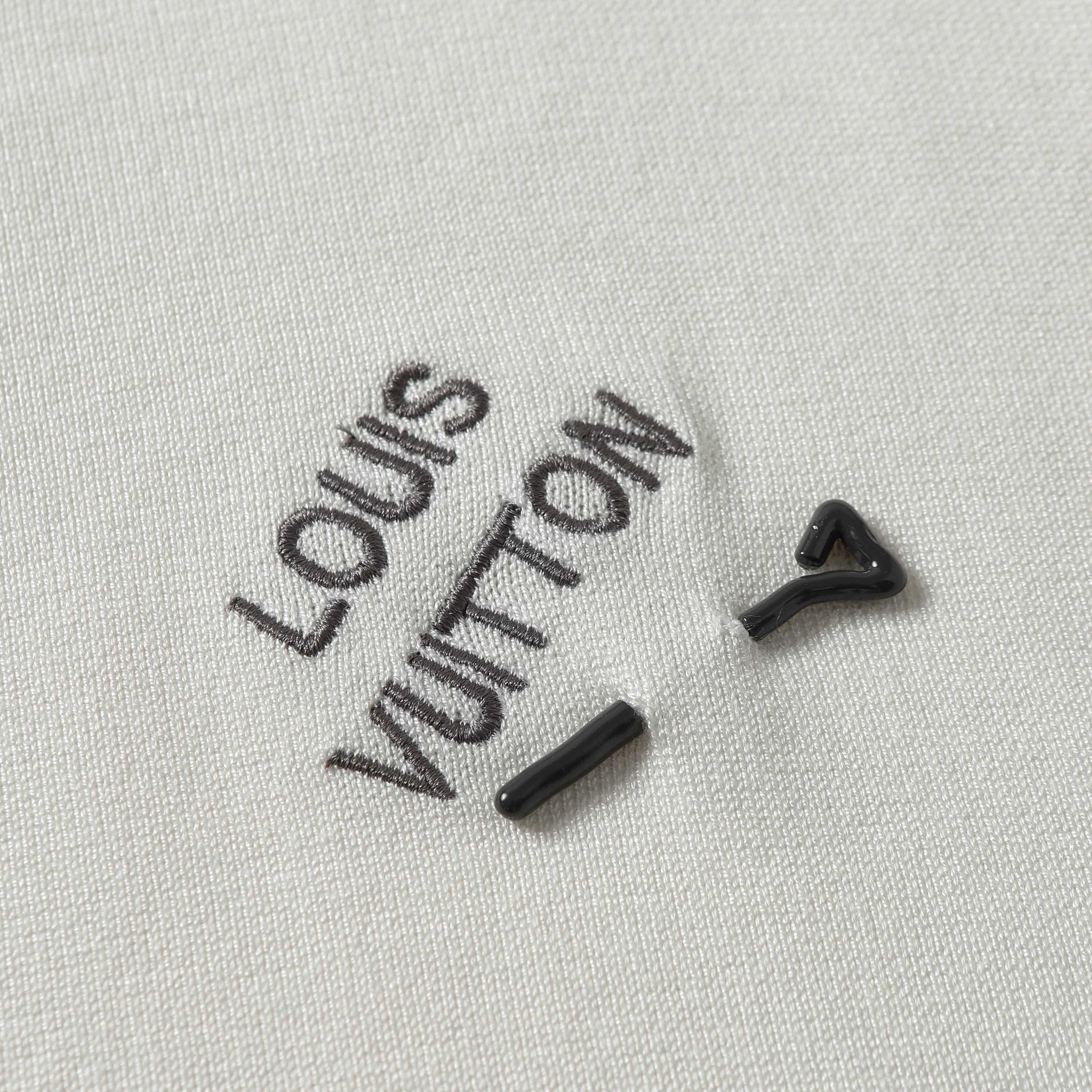 LuxluxHouse Best Quality Clothes T-shirt Louis Vuitton