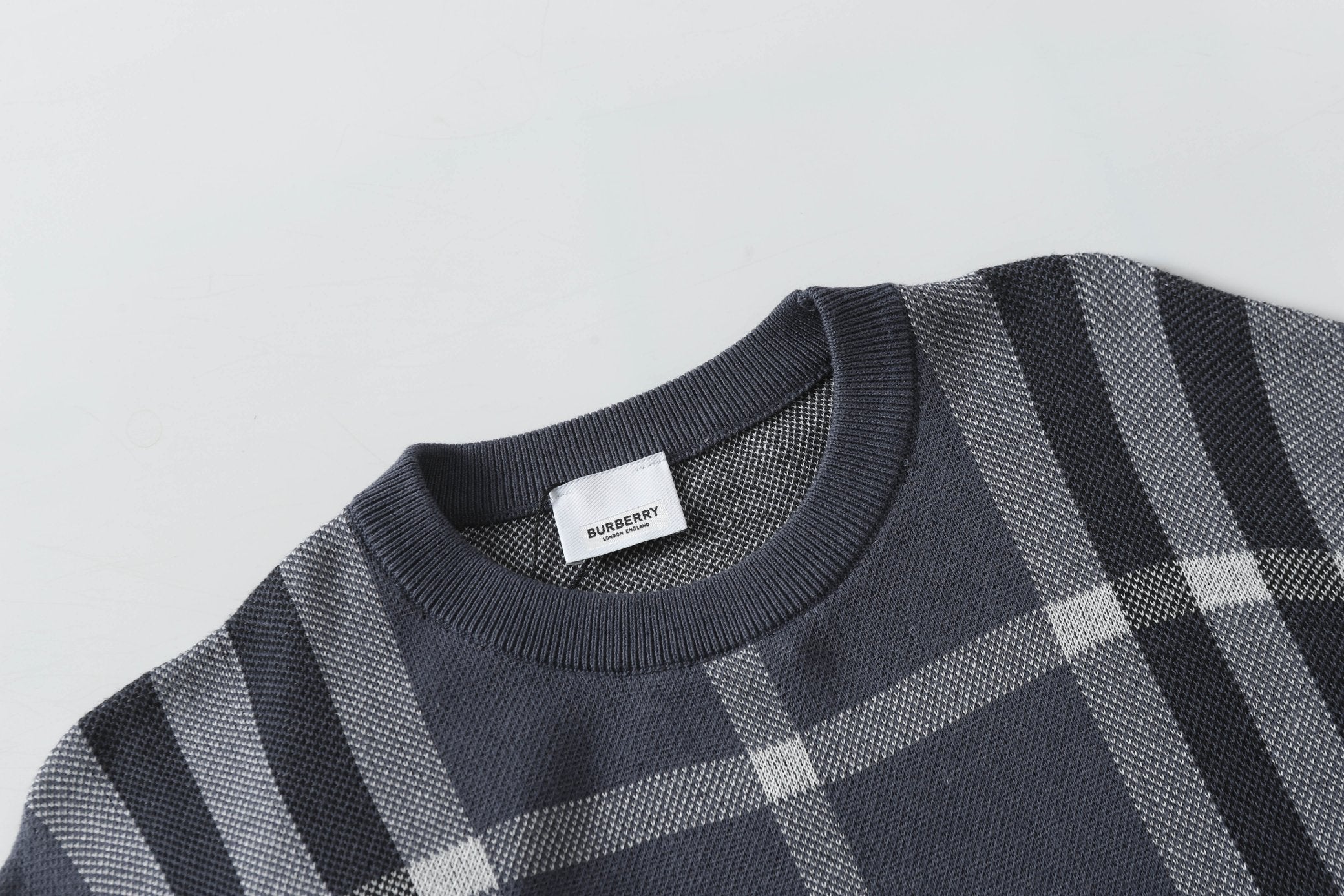 LuxluxHouse Best Quality Clothes Burberry T-shirt