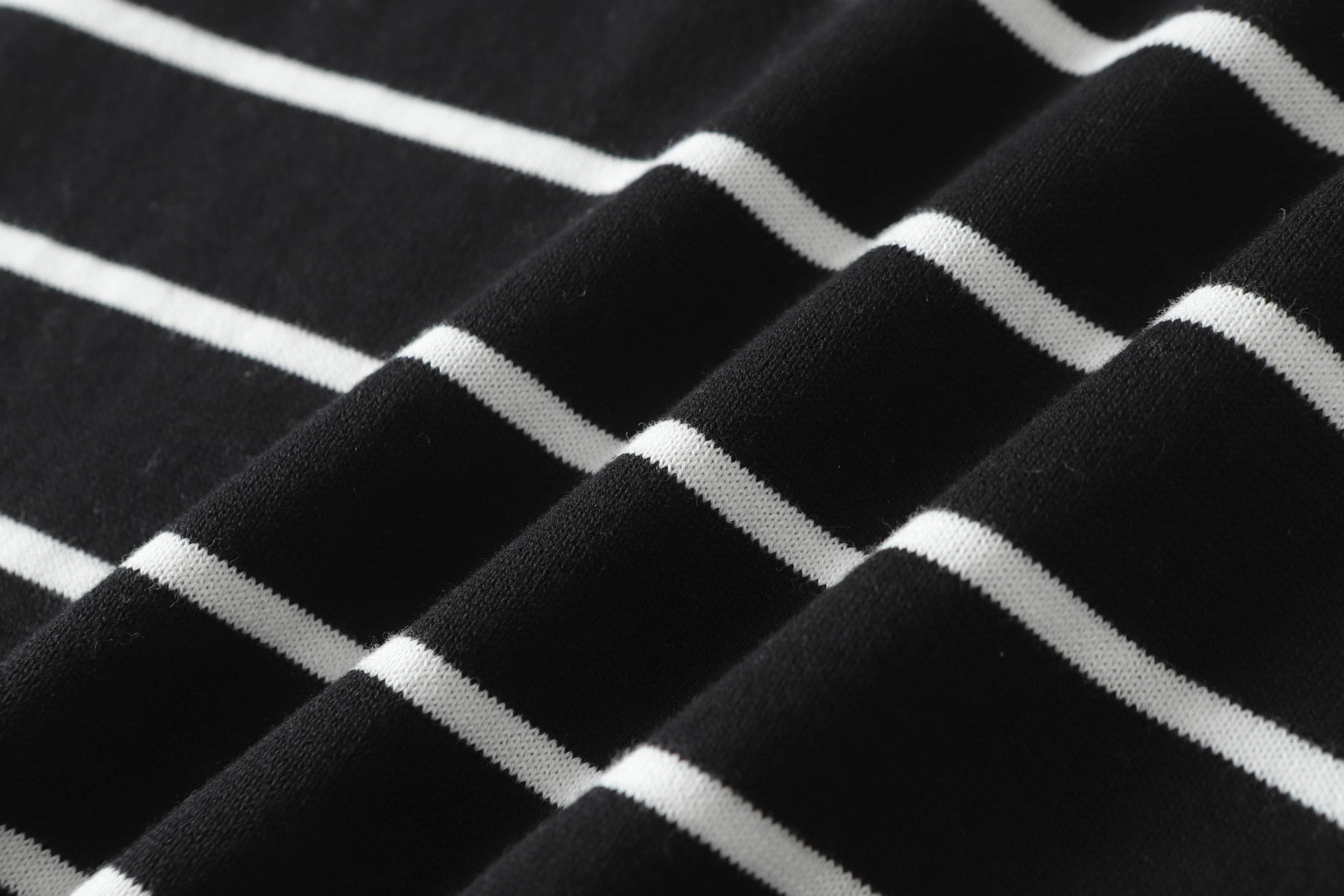 LuxluxHouse Best Quality Clothes T-shirt Prada