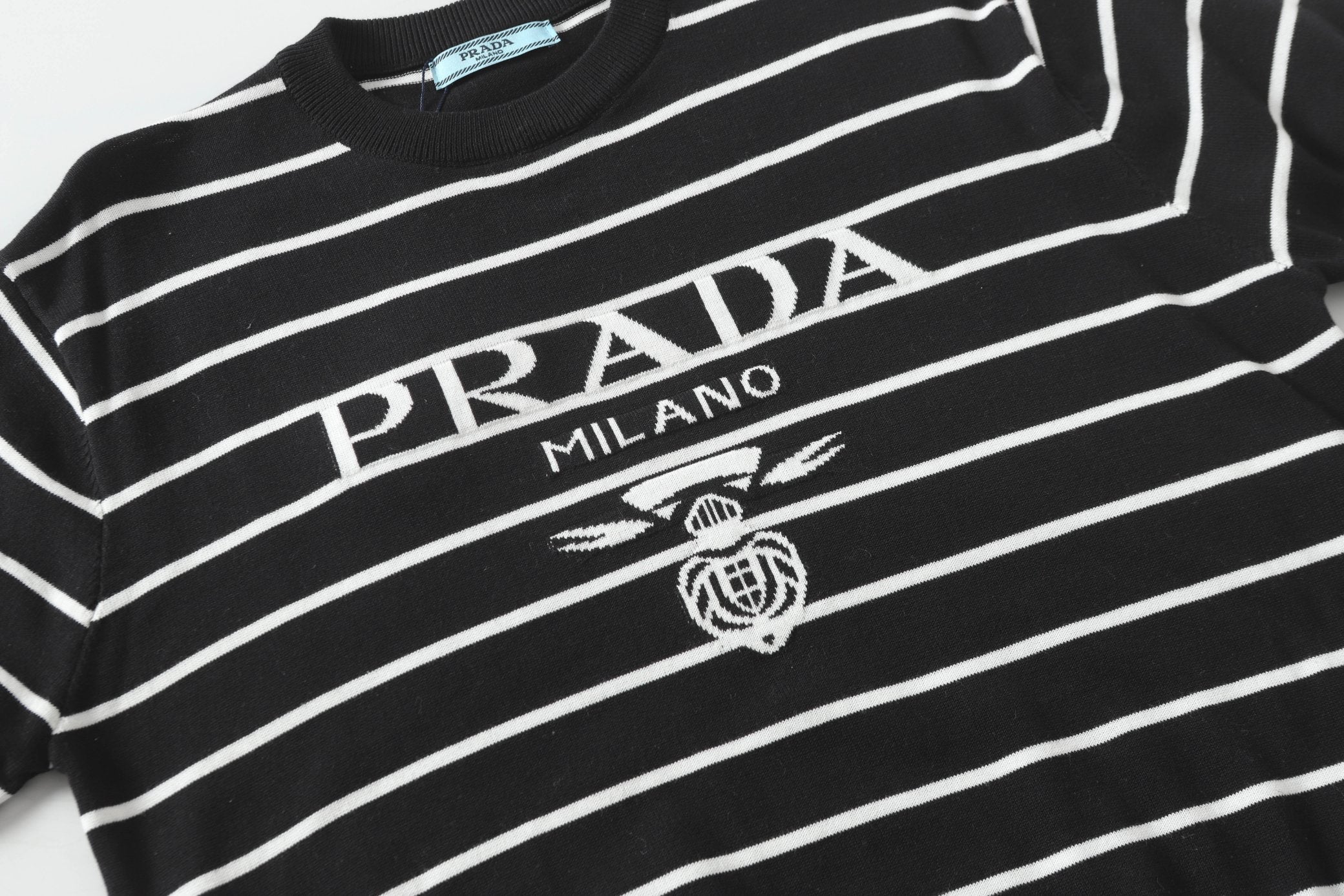LuxluxHouse Best Quality Clothes T-shirt Prada