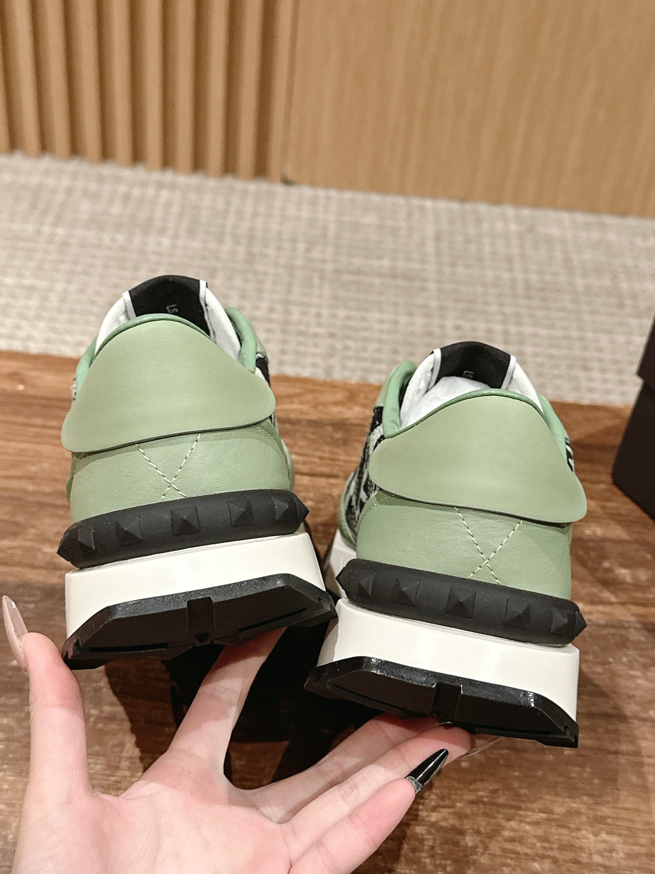 LuxluxHouse Best Quality Valentino Women Shoes