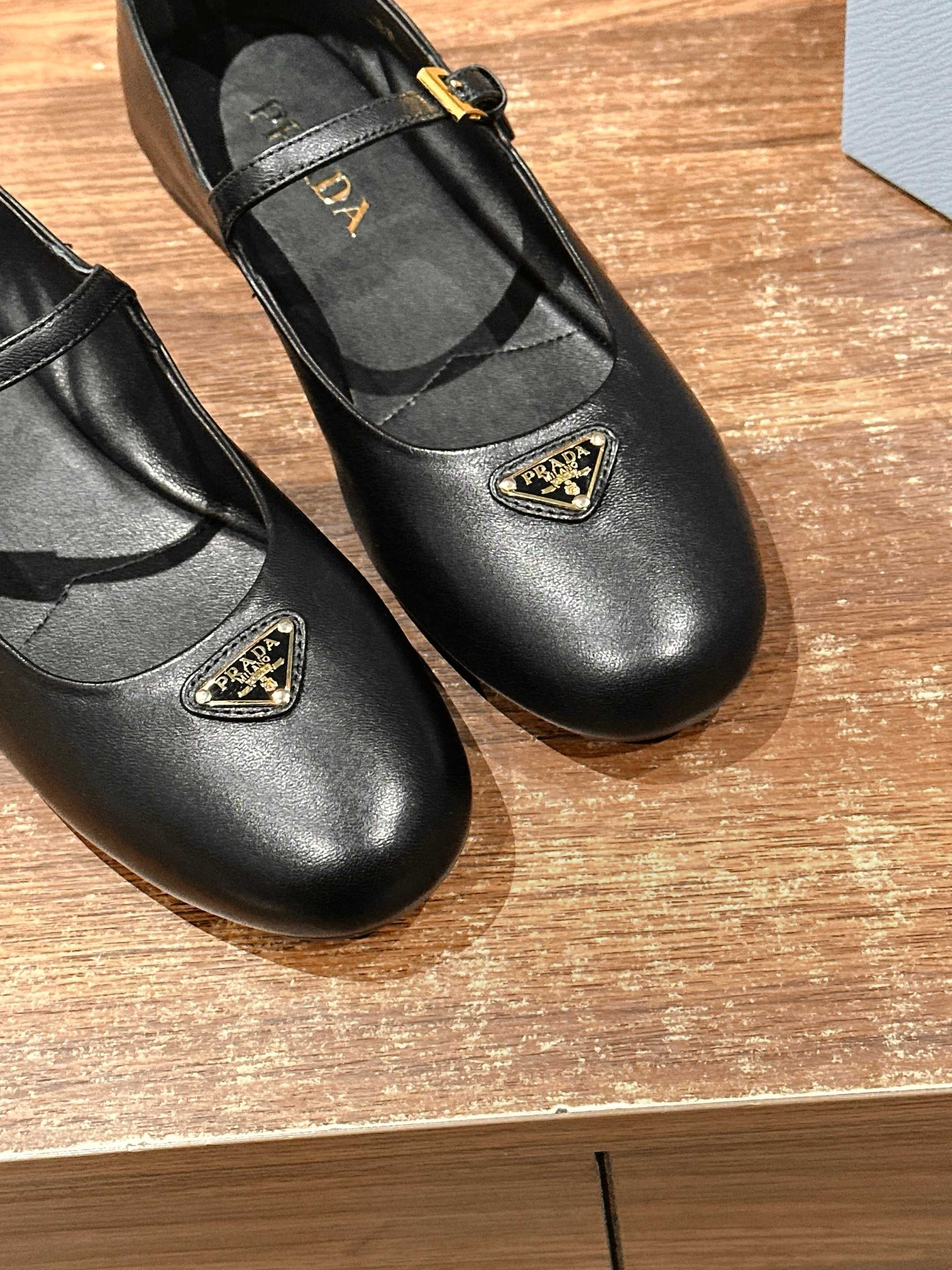 LuxluxHouse Best Quality Women Shoes Prada