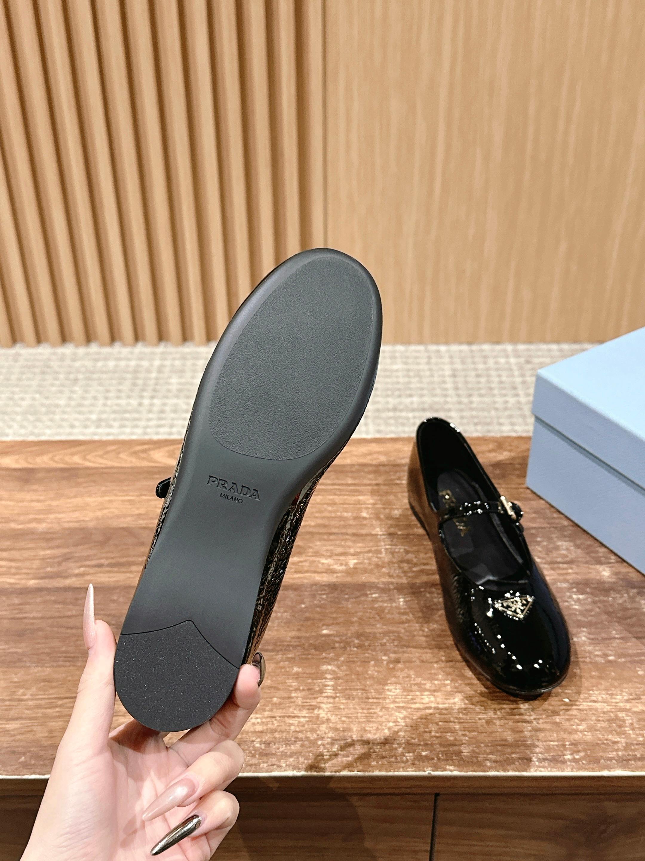 LuxluxHouse Best Quality Women Shoes Prada