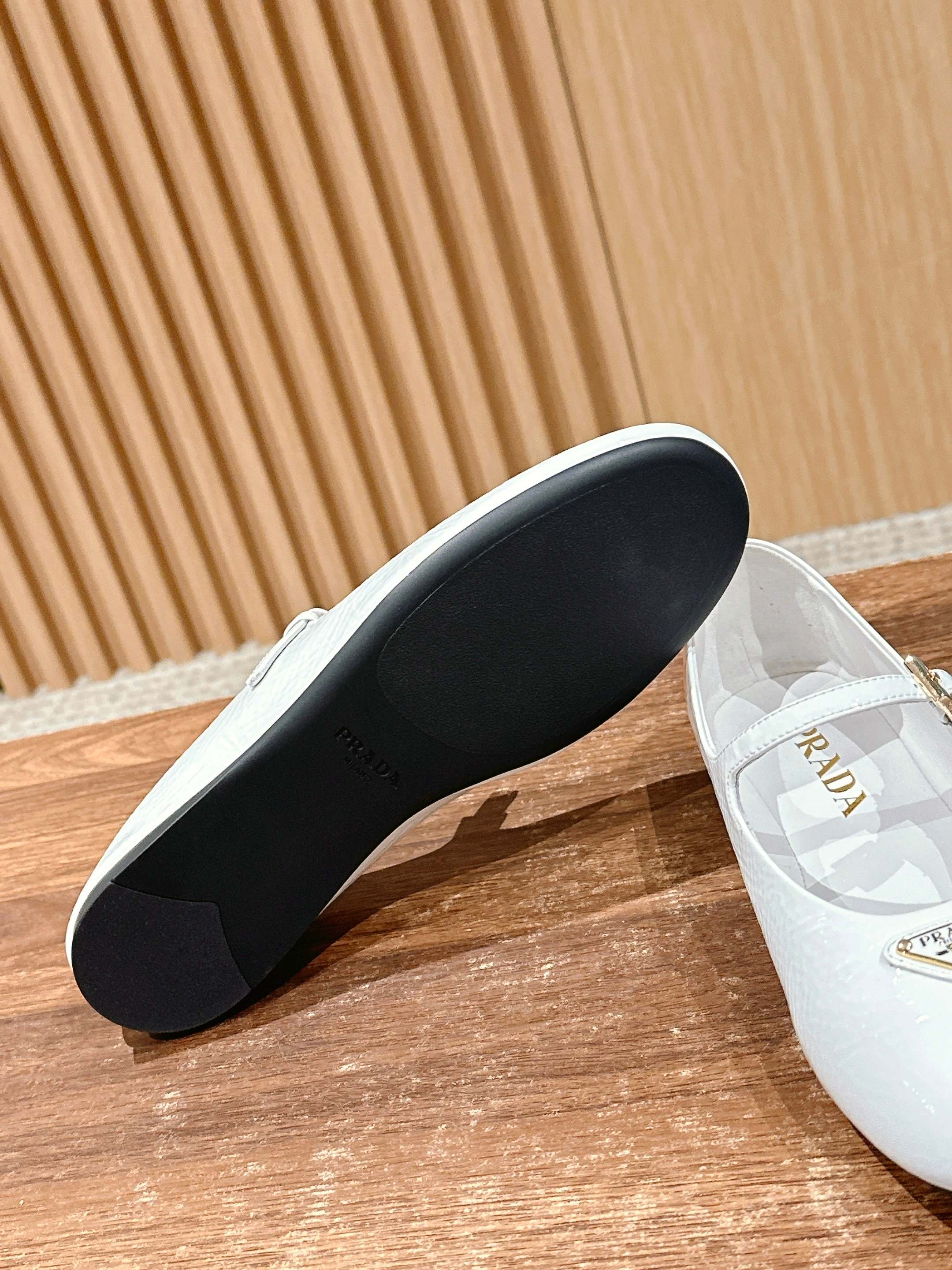LuxluxHouse Best Quality Women Shoes Prada