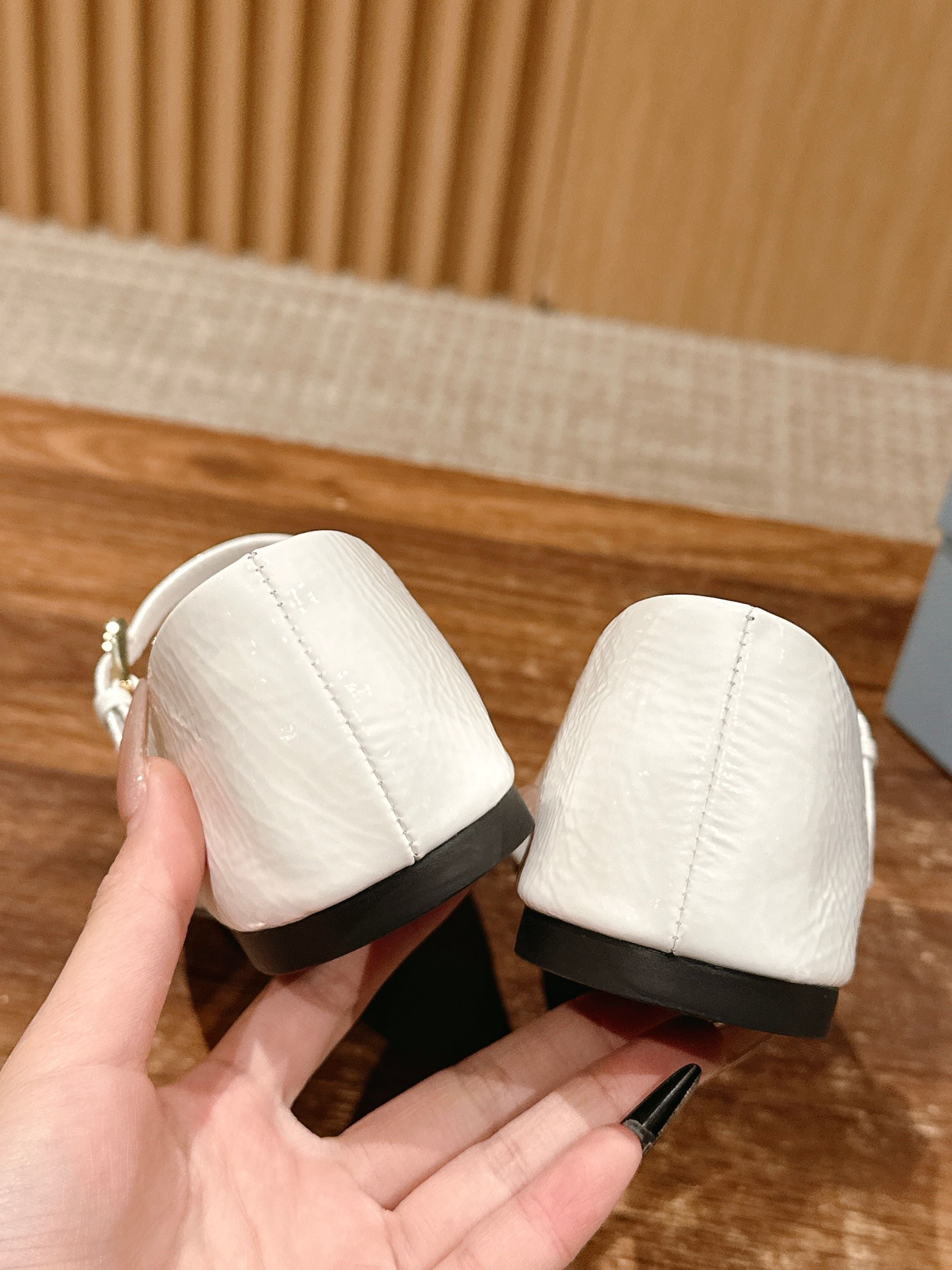 LuxluxHouse Best Quality Women Shoes Prada