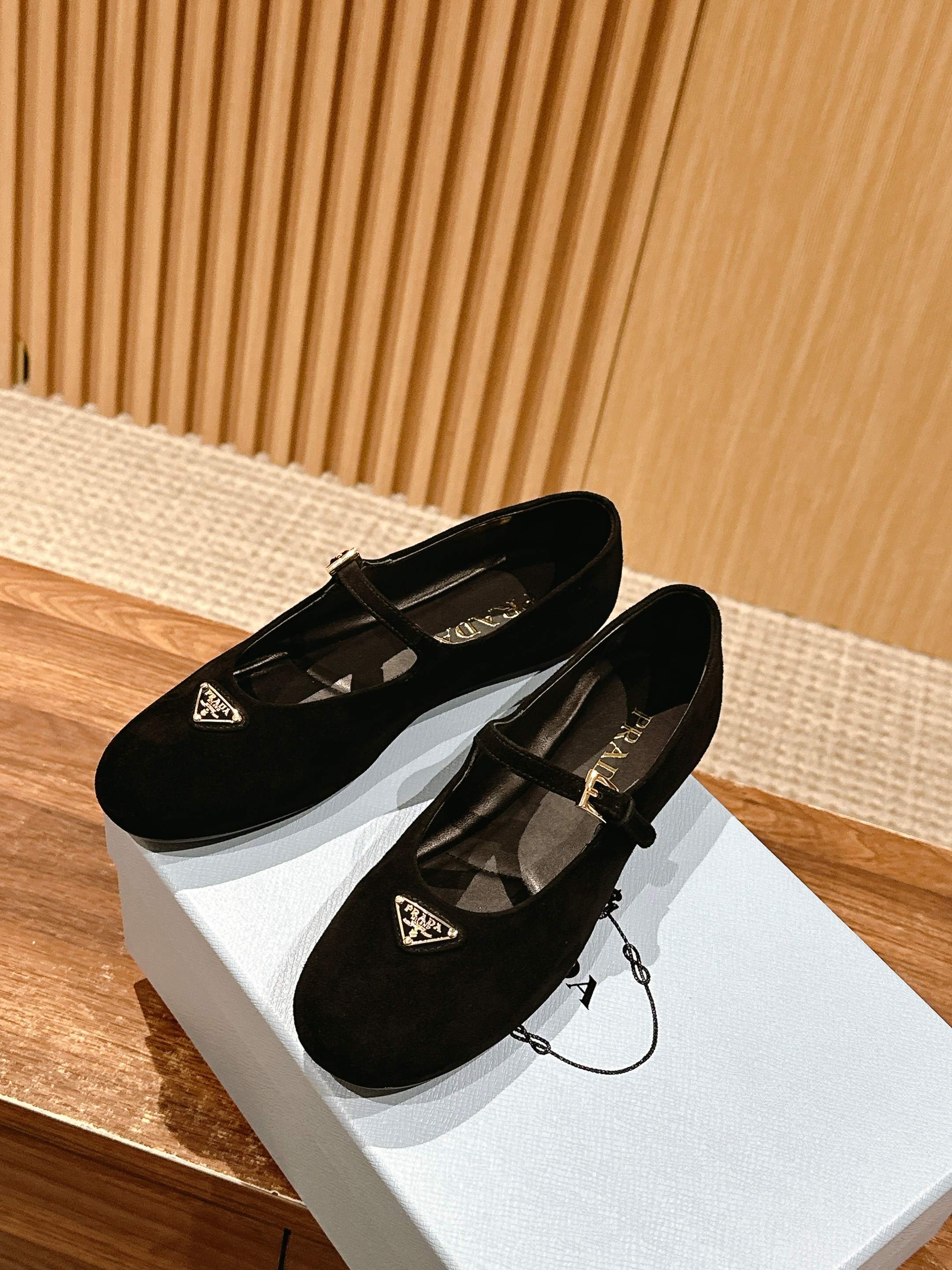 LuxluxHouse Best Quality Women Shoes Prada