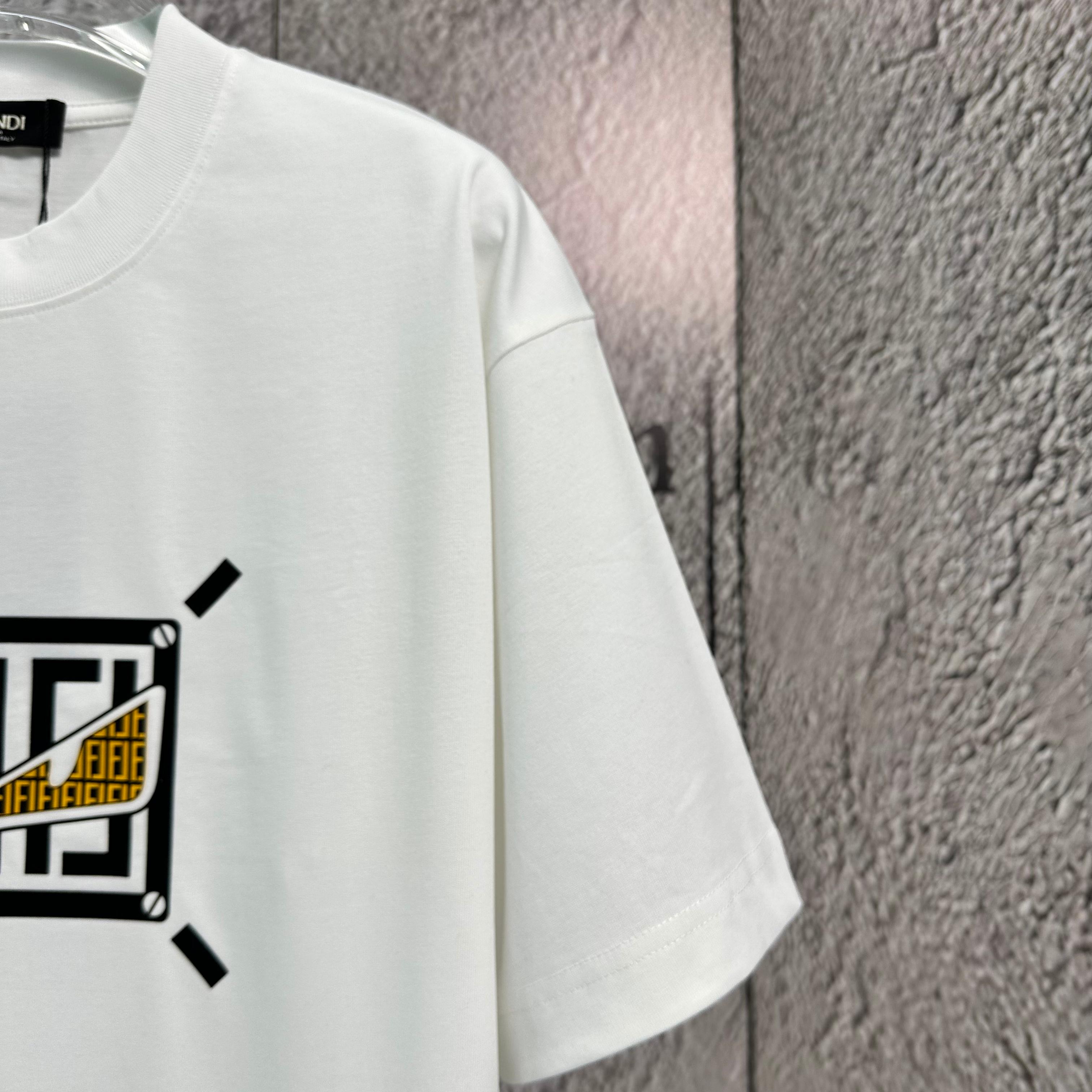 LuxluxHouse Best Quality Clothes Fendi T-shirt