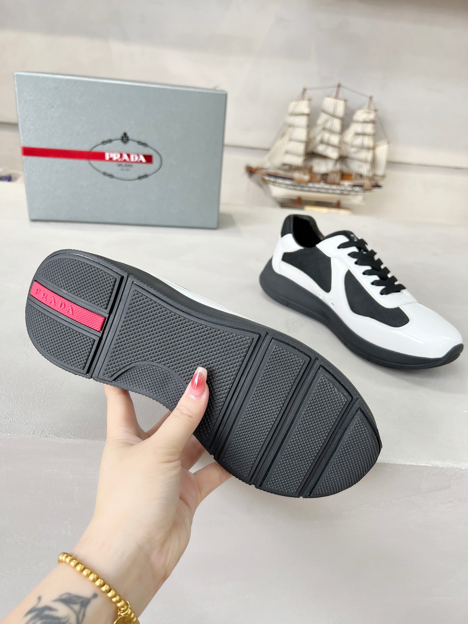 LuxluxHouse Best Quality Shoes Prada
