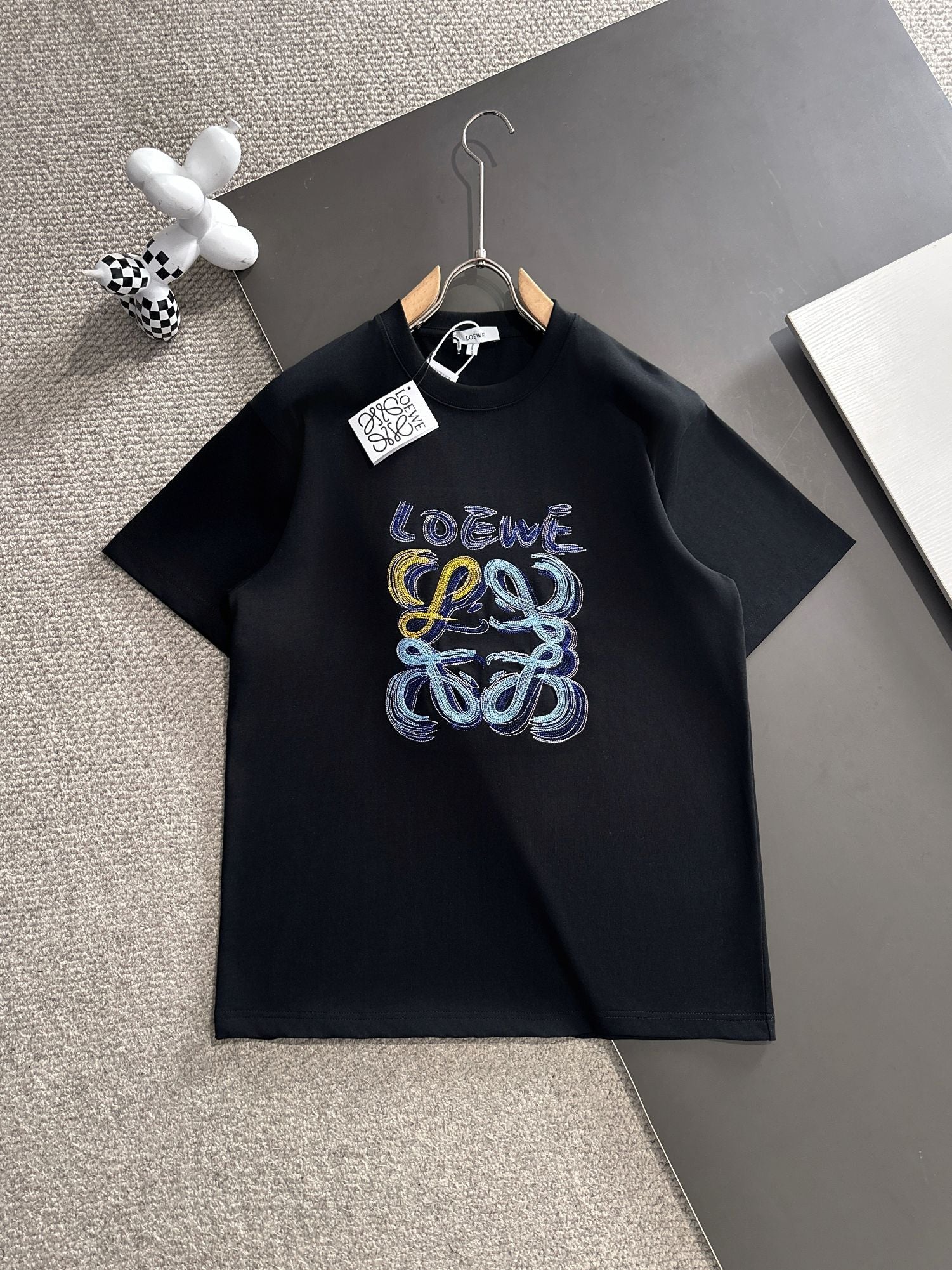 LuxluxHouse Best Quality Clothes T-shirt Loewe