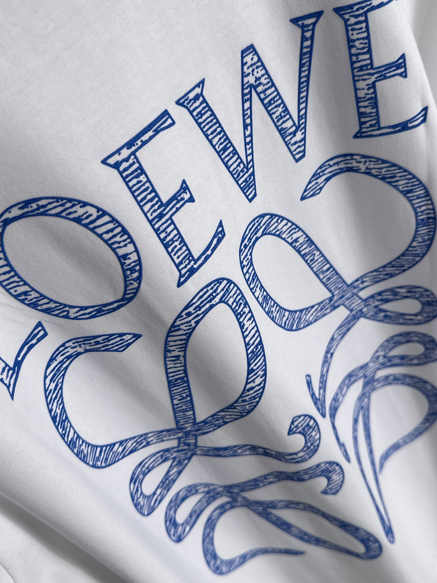 LuxluxHouse Best Quality Clothes T-shirt Loewe