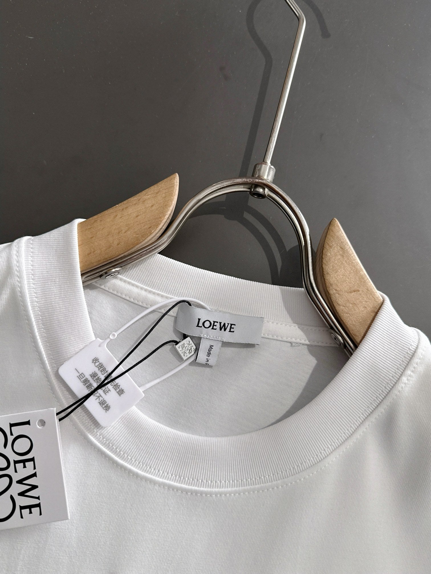 LuxluxHouse Best Quality Clothes T-shirt Loewe