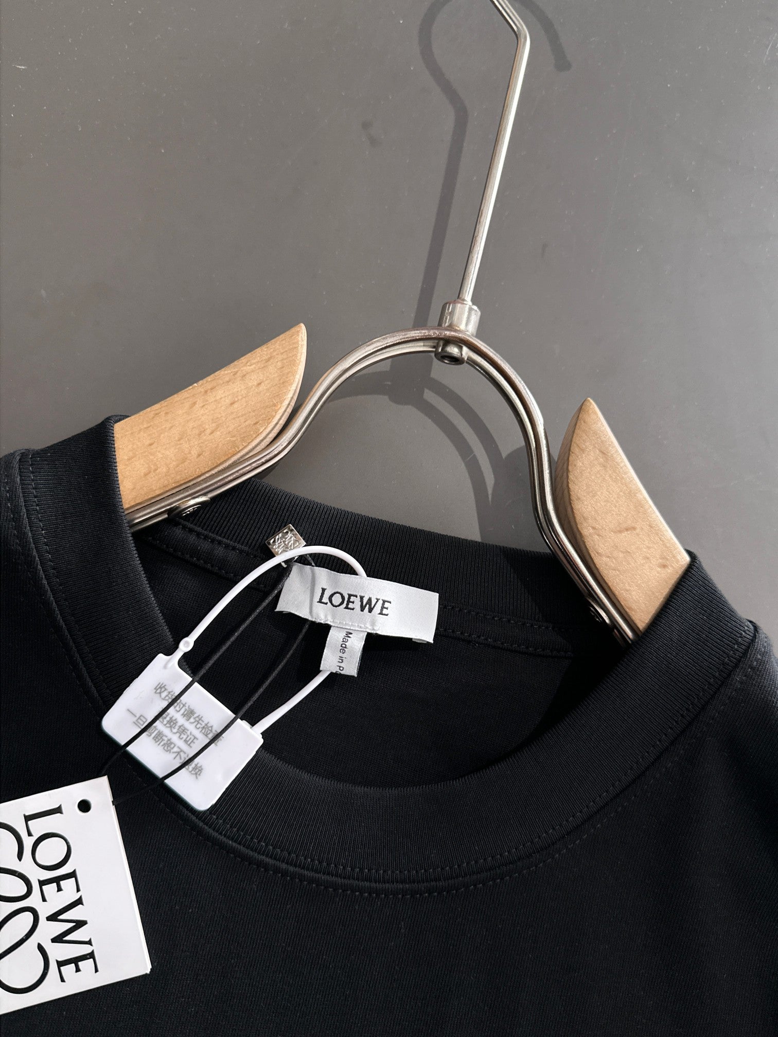 LuxluxHouse Best Quality Clothes T-shirt Loewe