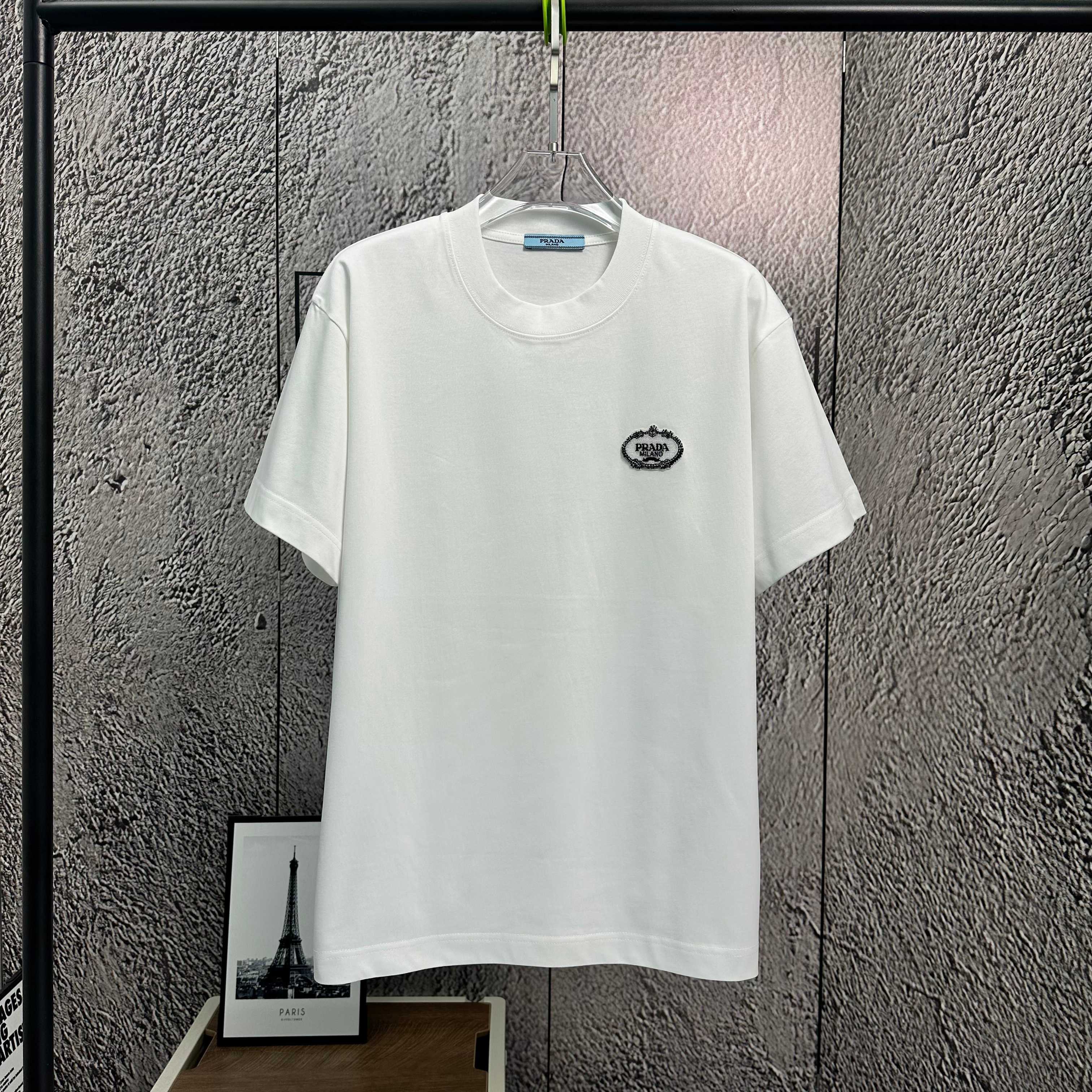 LuxluxHouse Best Quality Clothes T-shirt Prada