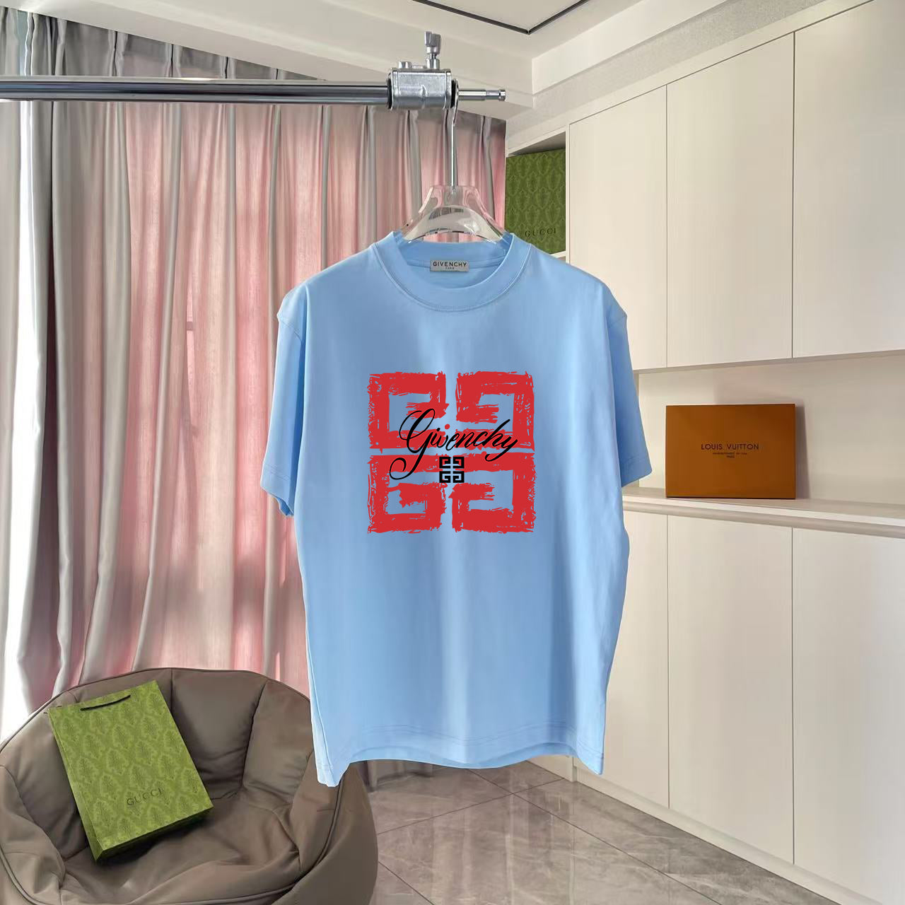 LuxluxHouse Best Quality Clothes Givenchy T-shirt