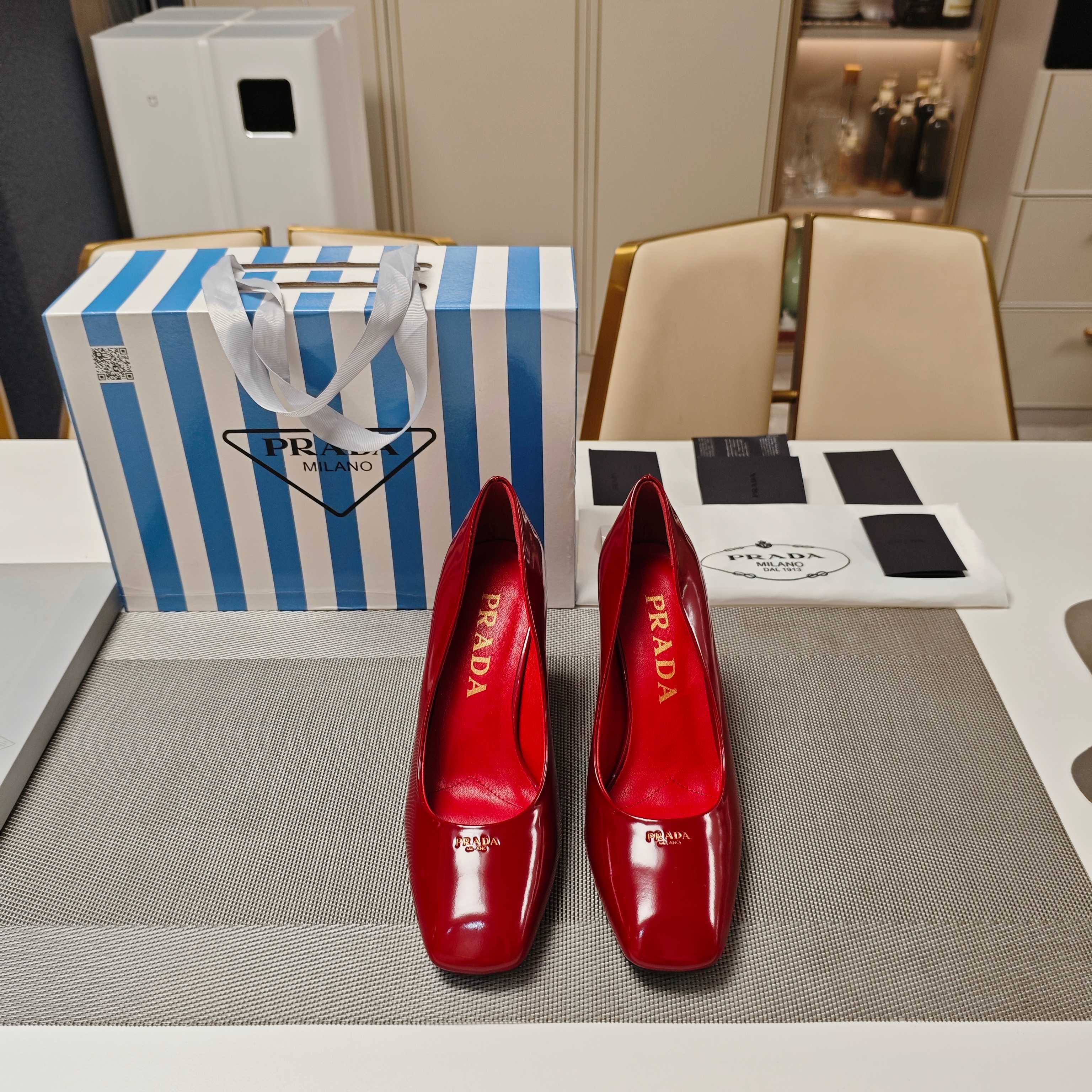 LuxluxHouse Best Quality Women Shoes Prada