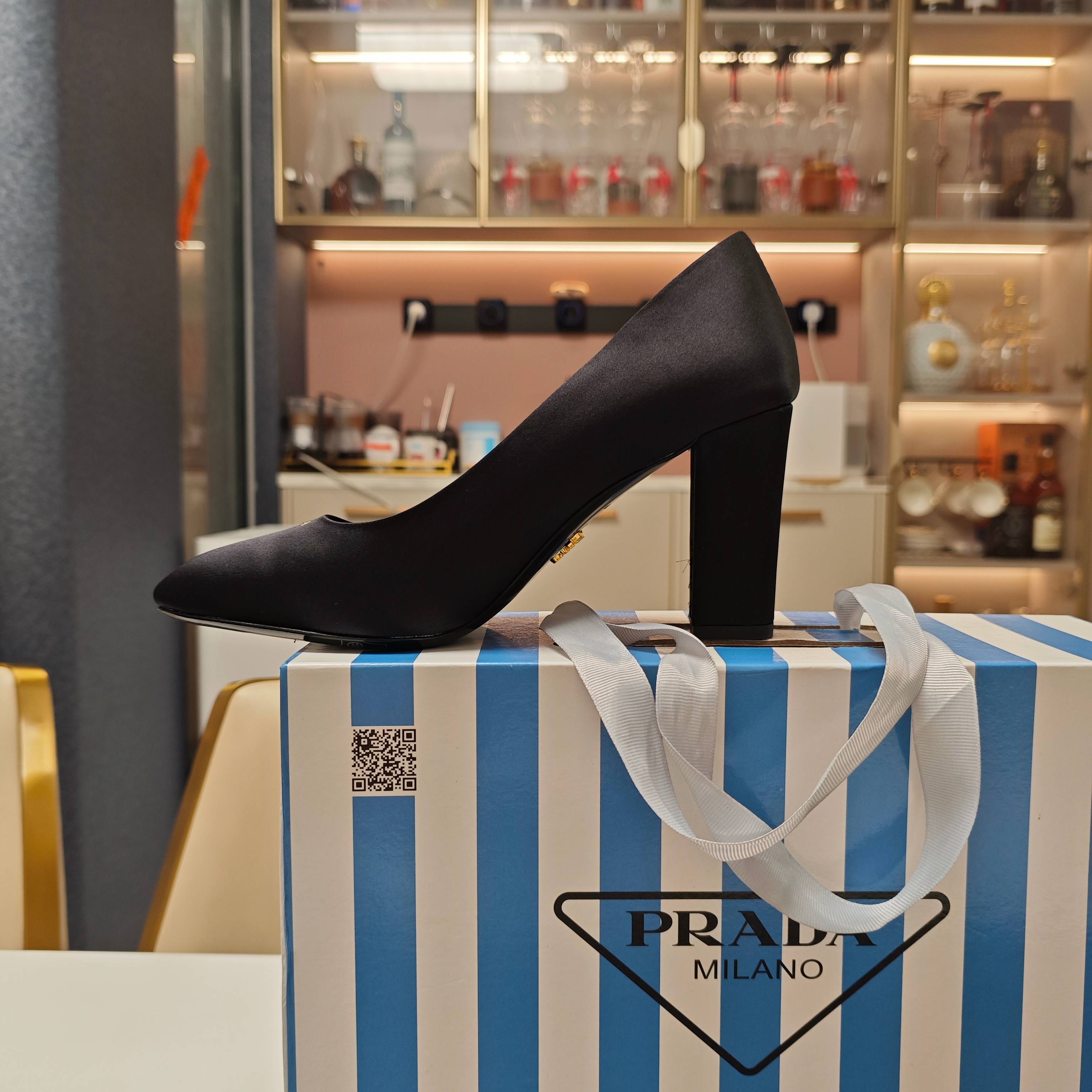LuxluxHouse Best Quality Women Shoes Prada