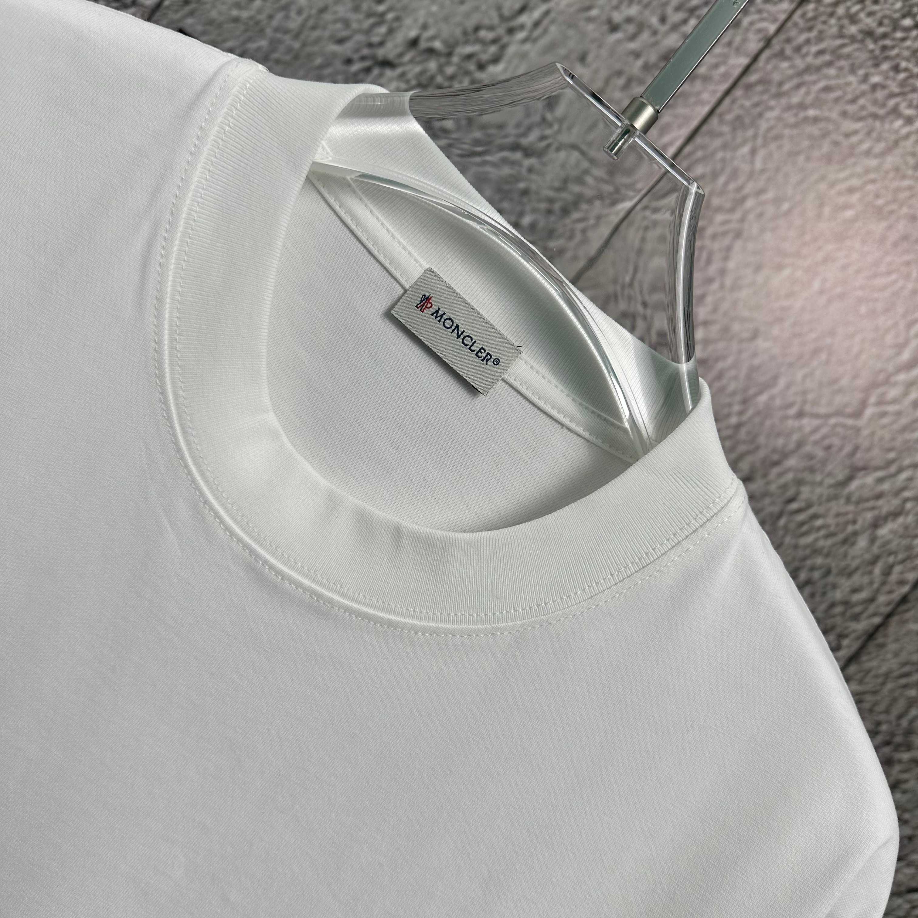 LuxluxHouse Best Quality Clothes T-shirt Moncler