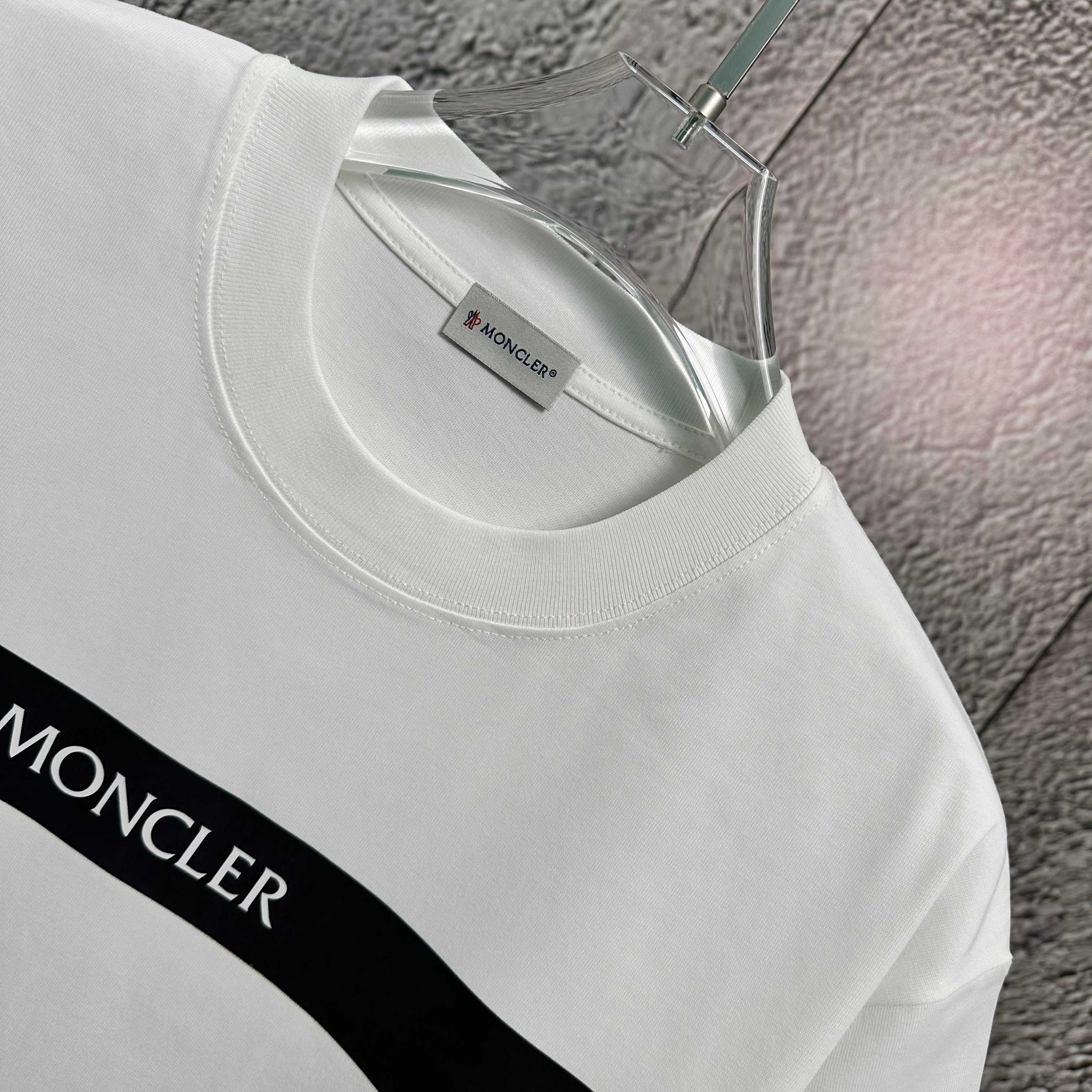 LuxluxHouse Best Quality Clothes T-shirt Moncler