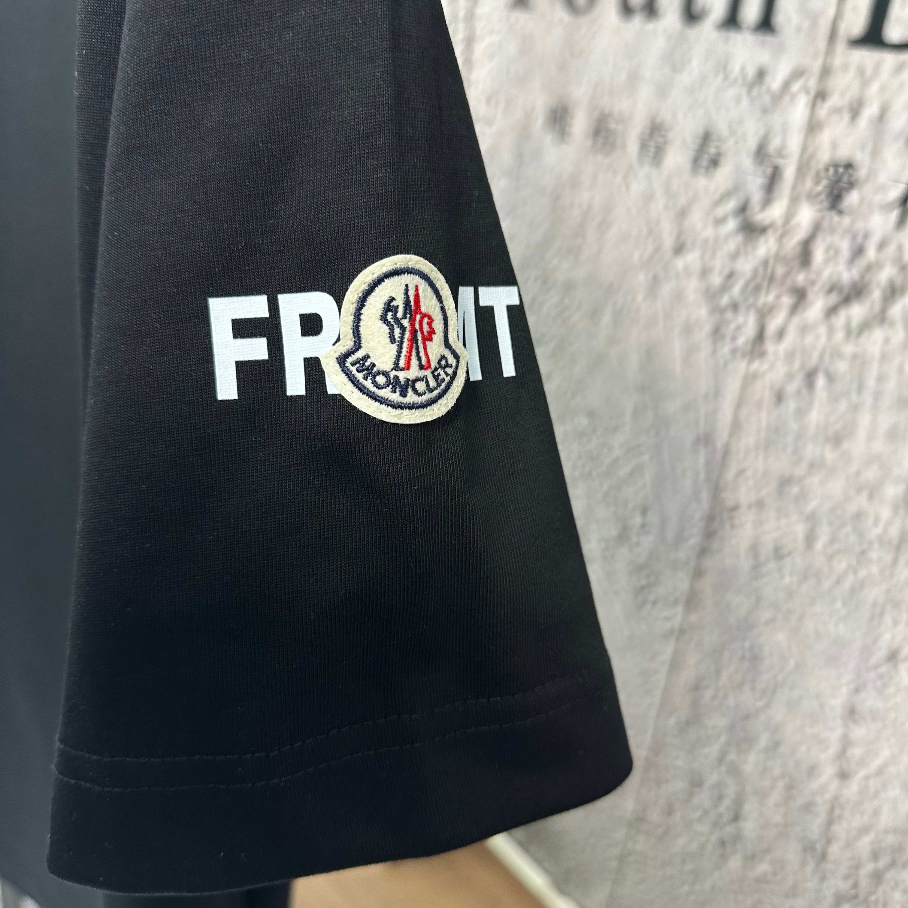 LuxluxHouse Best Quality Clothes T-shirt Moncler