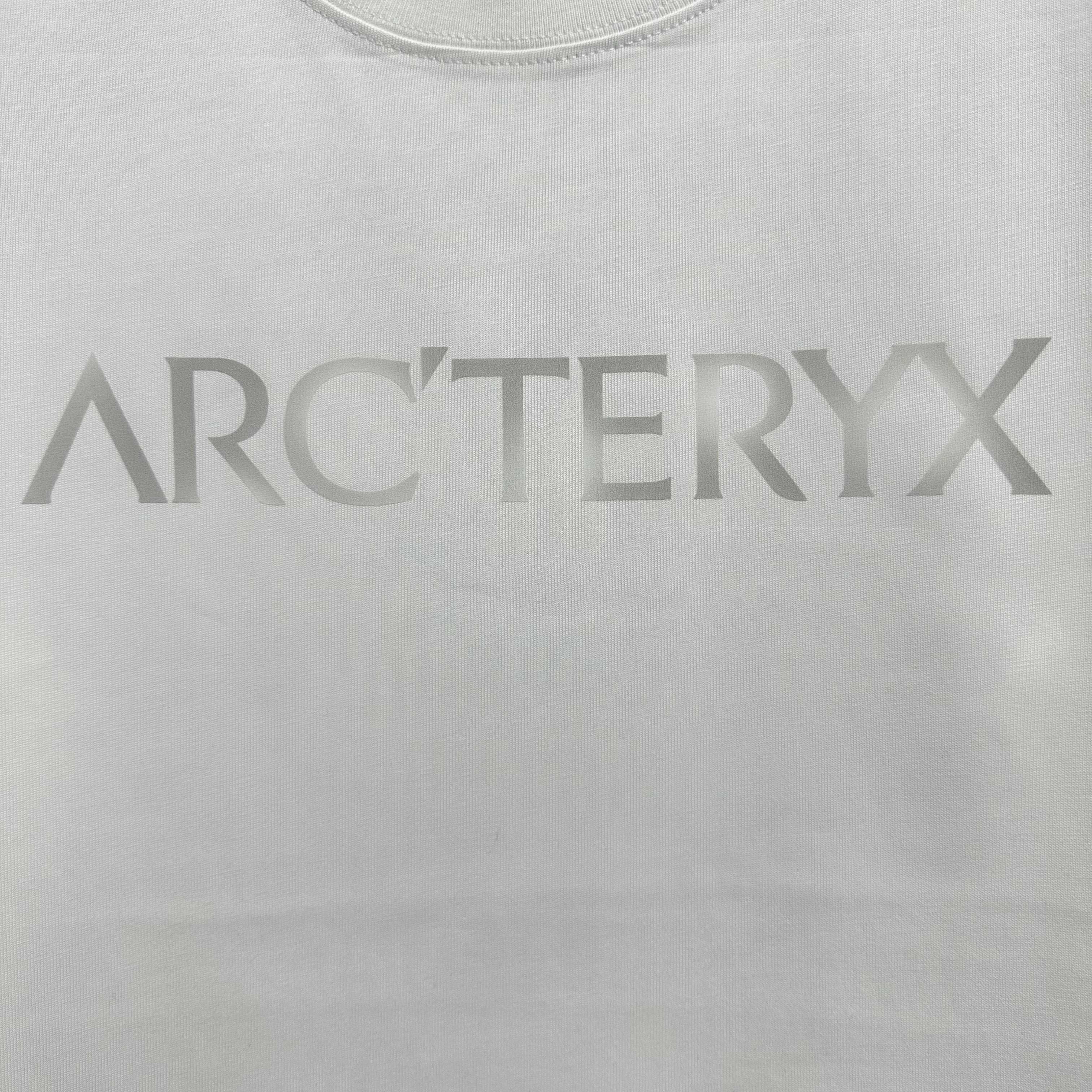 LuxluxHouse Best Quality Clothes T-shirt Arcteryx