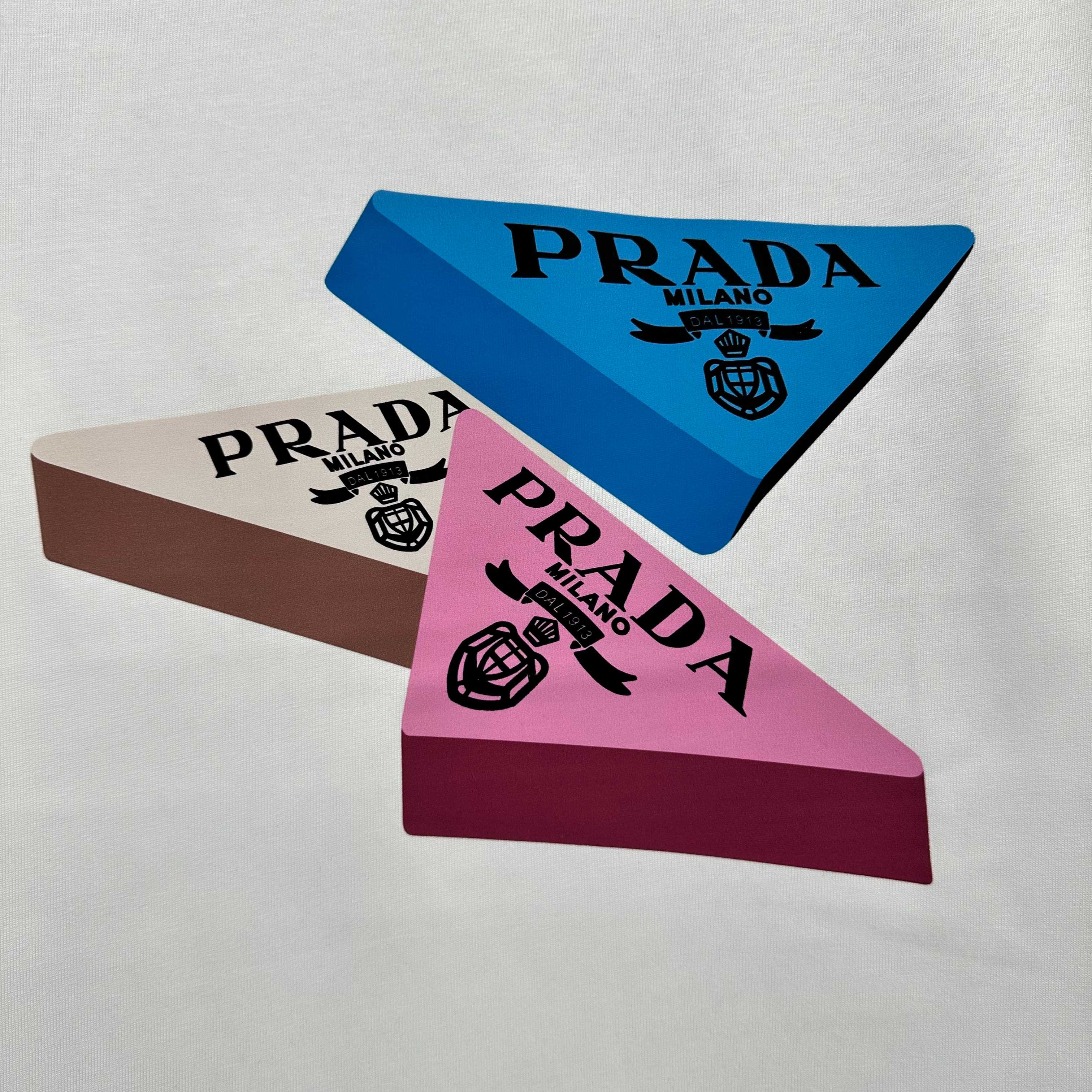LuxluxHouse Best Quality Clothes T-shirt Prada