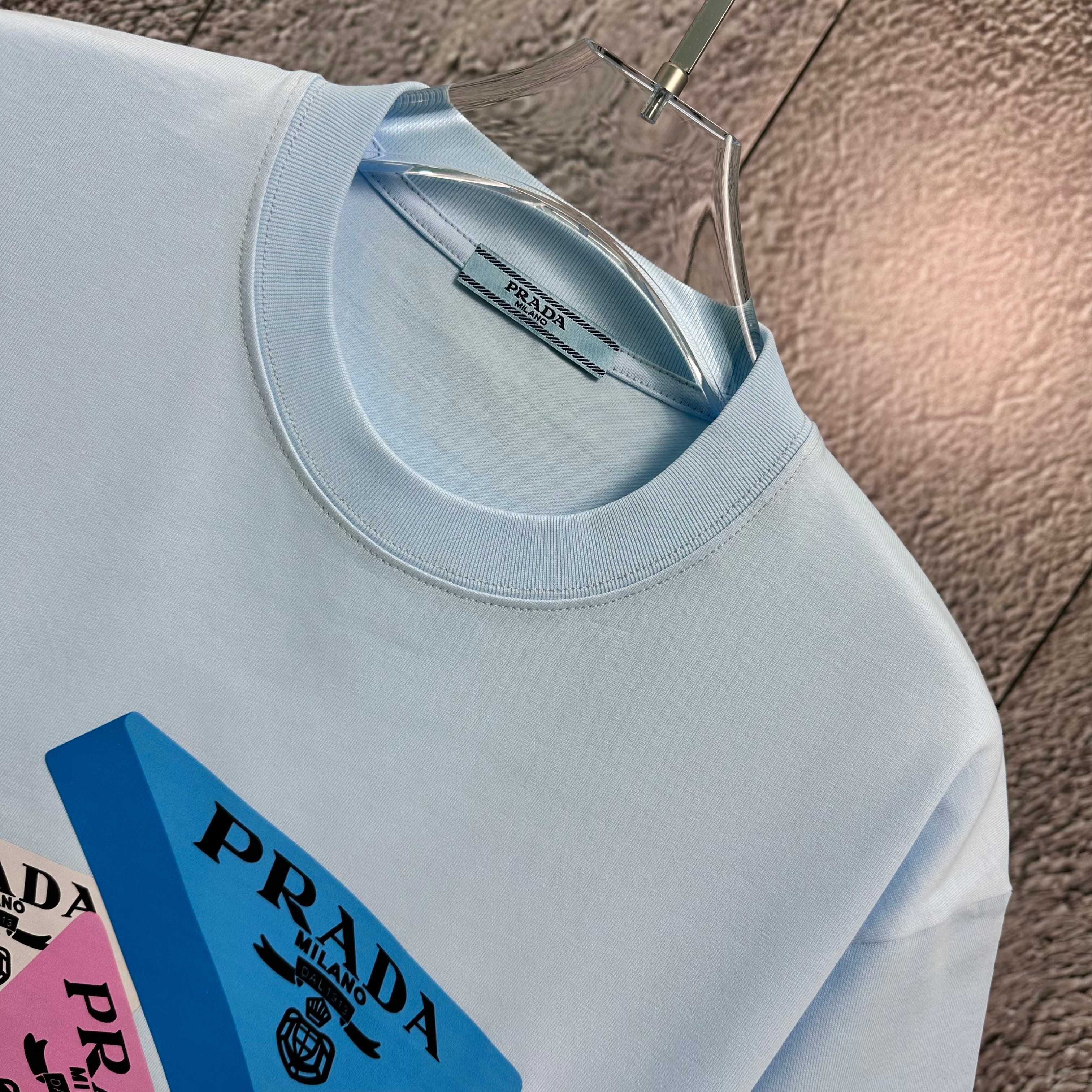 LuxluxHouse Best Quality Clothes T-shirt Prada