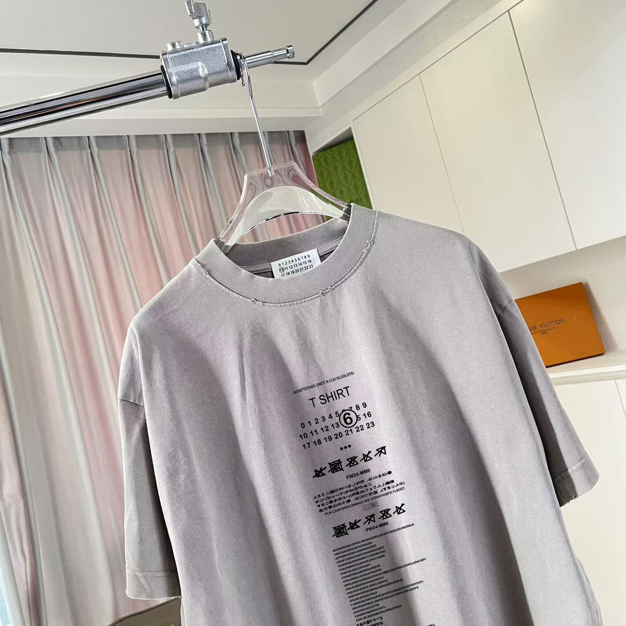 LuxluxHouse Best Quality Clothes T-shirt Chanel & Maison Margiela