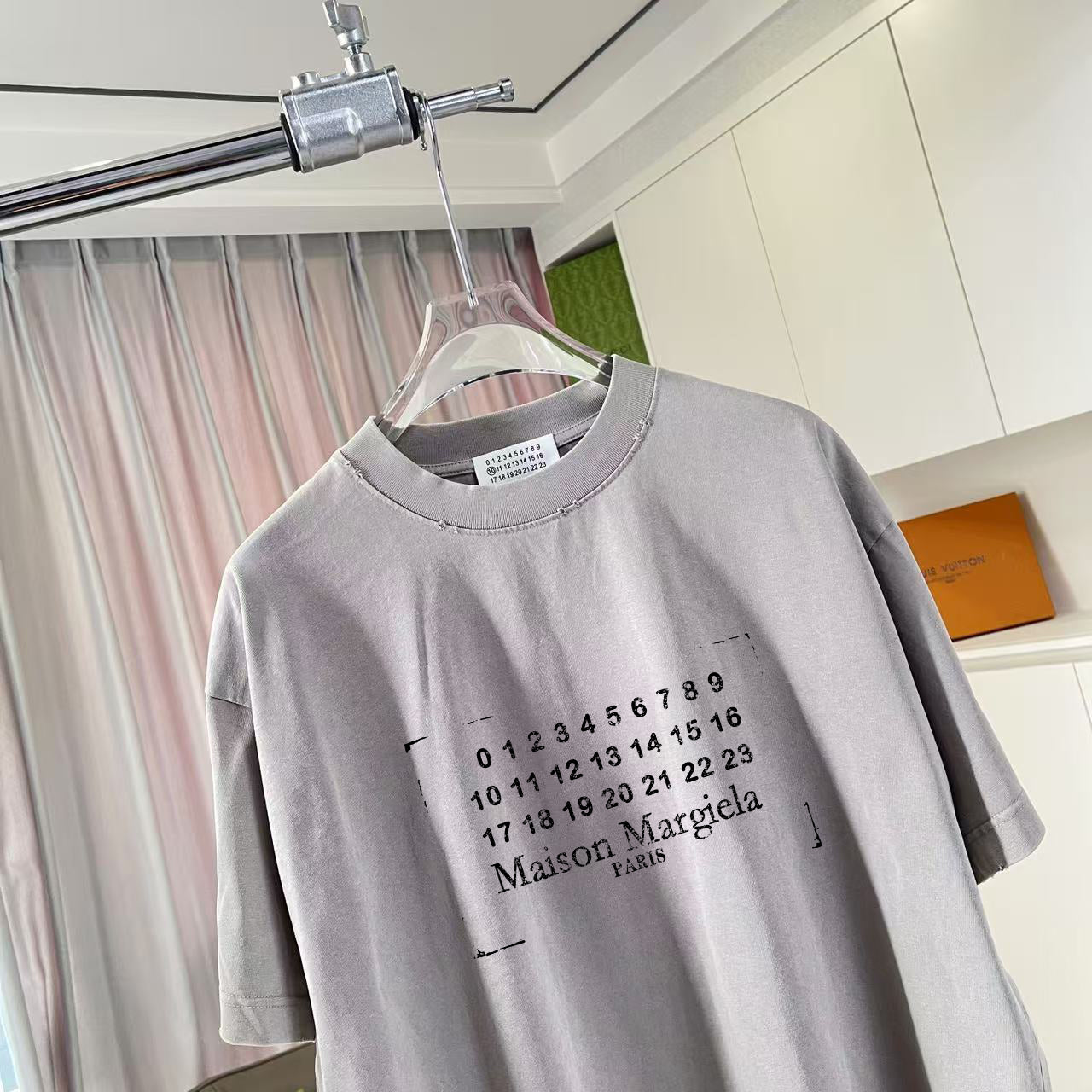 LuxluxHouse Best Quality Clothes T-shirt Chanel & Maison Margiela