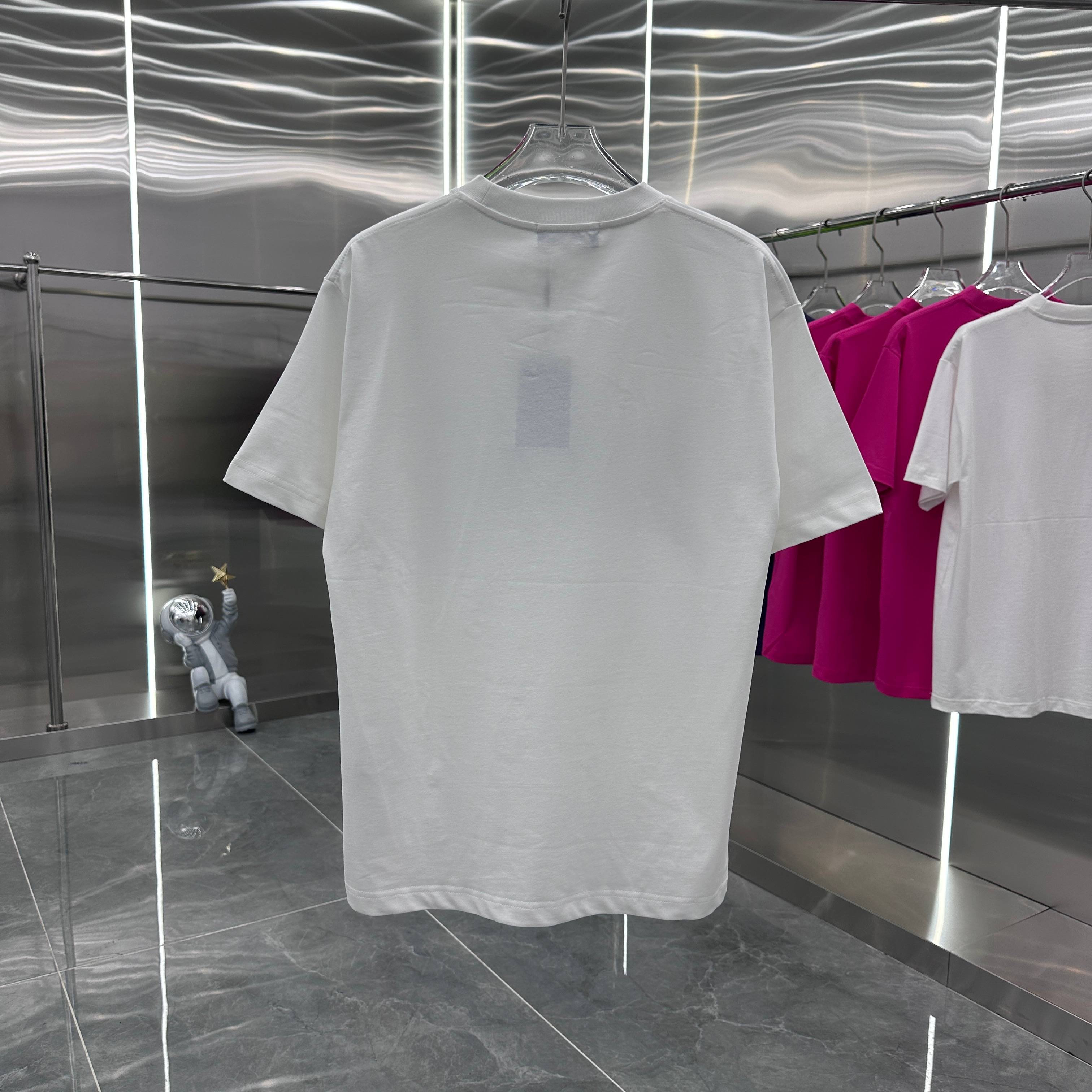 LuxluxHouse Best Quality Clothes Balenciaga T-shirt