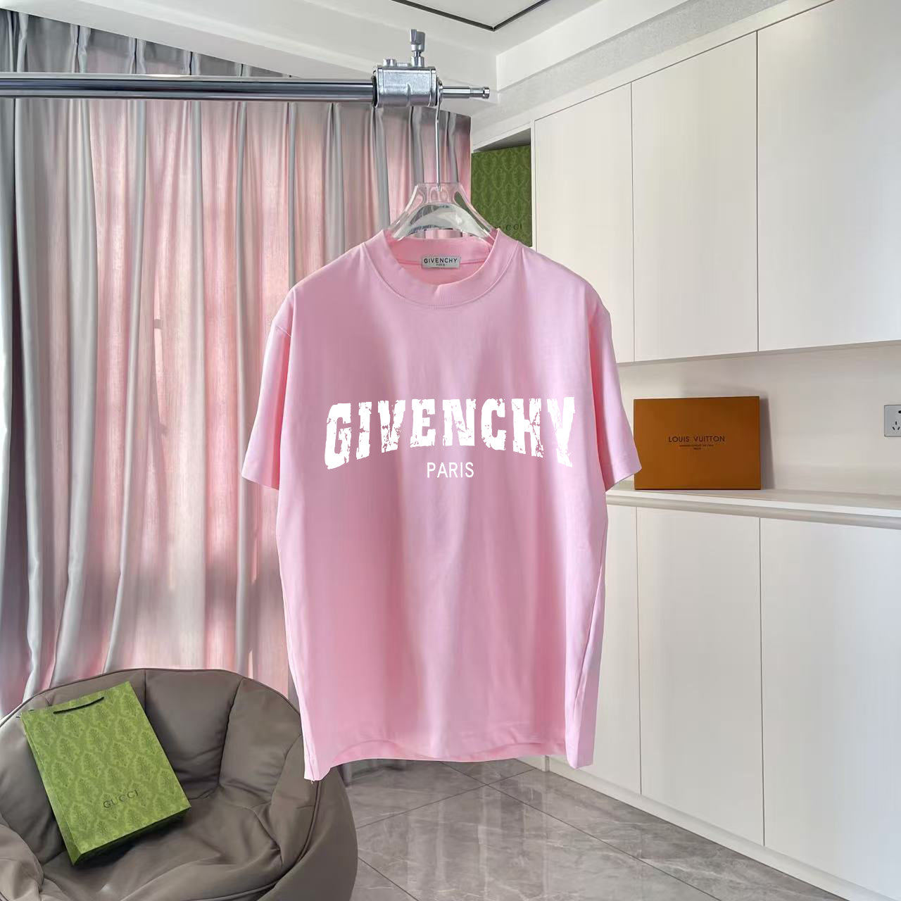 LuxluxHouse Best Quality Clothes Givenchy T-shirt
