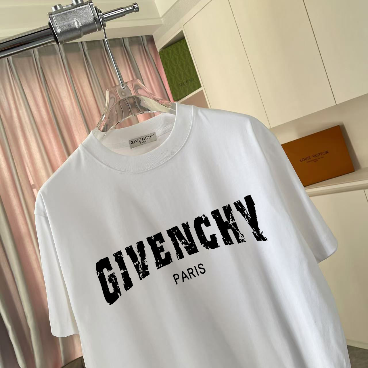 LuxluxHouse Best Quality Clothes Givenchy T-shirt