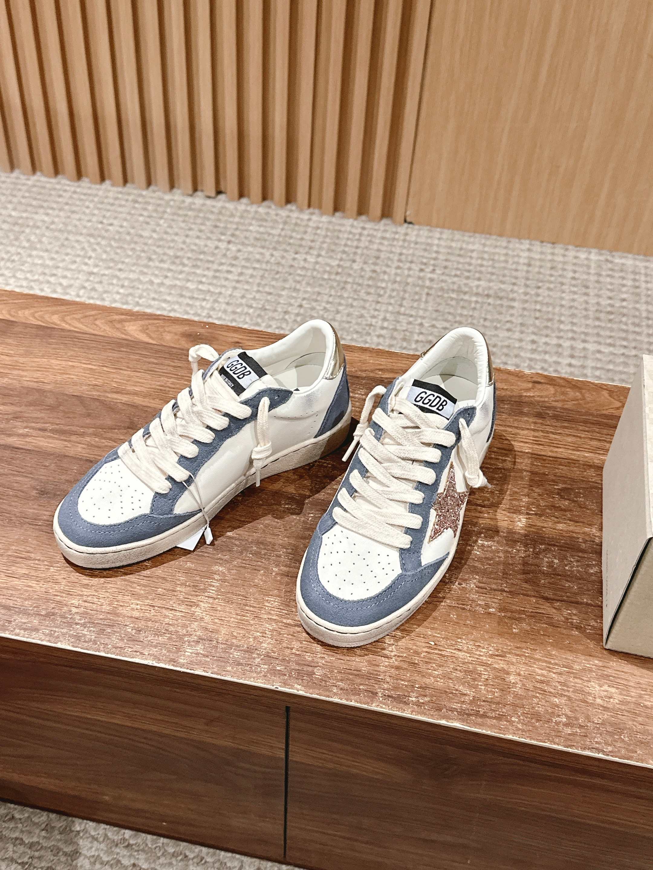 LuxluxHouse Best Quality Shoes Golden Goose