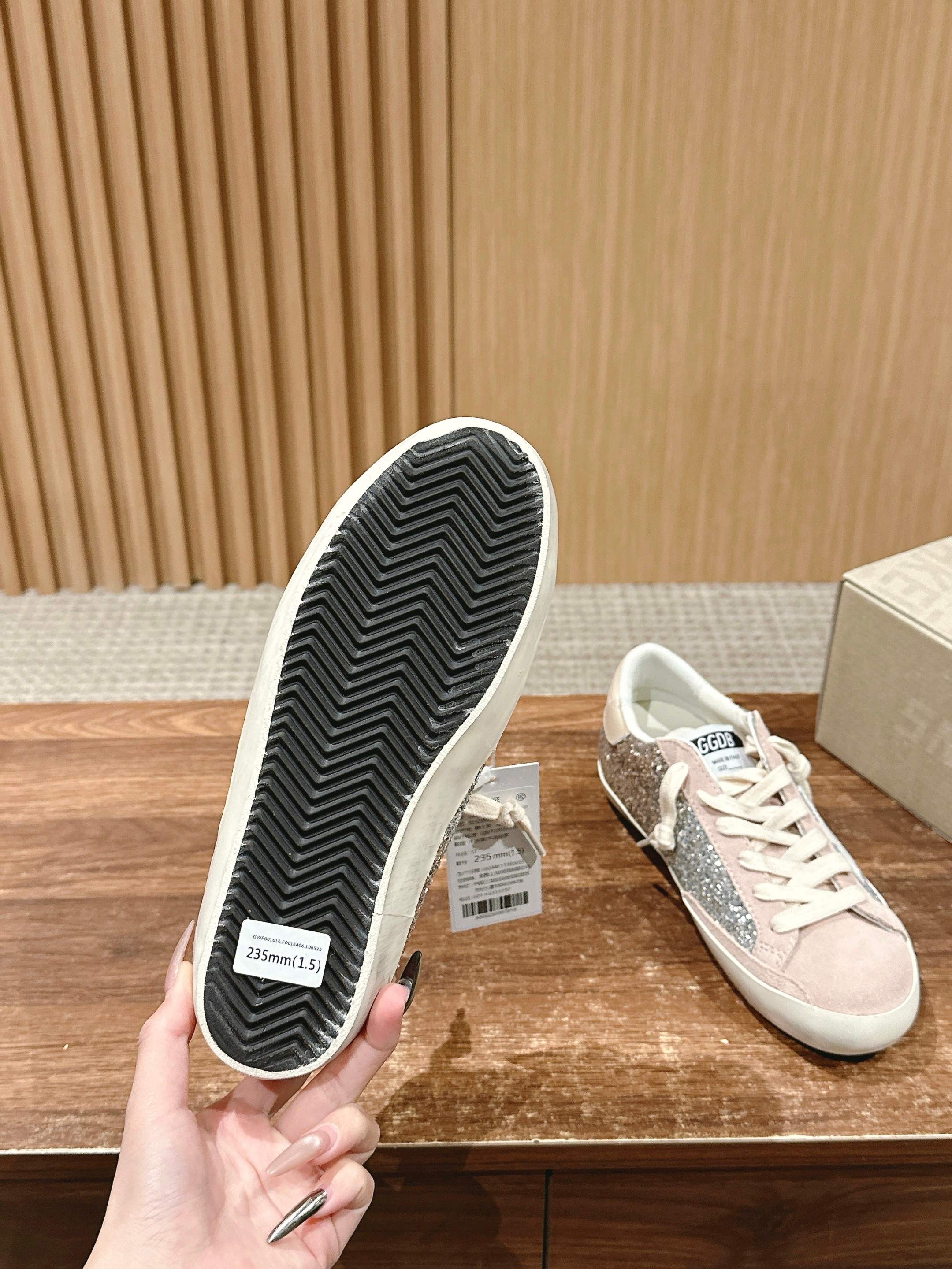 LuxluxHouse Best Quality Shoes Golden Goose