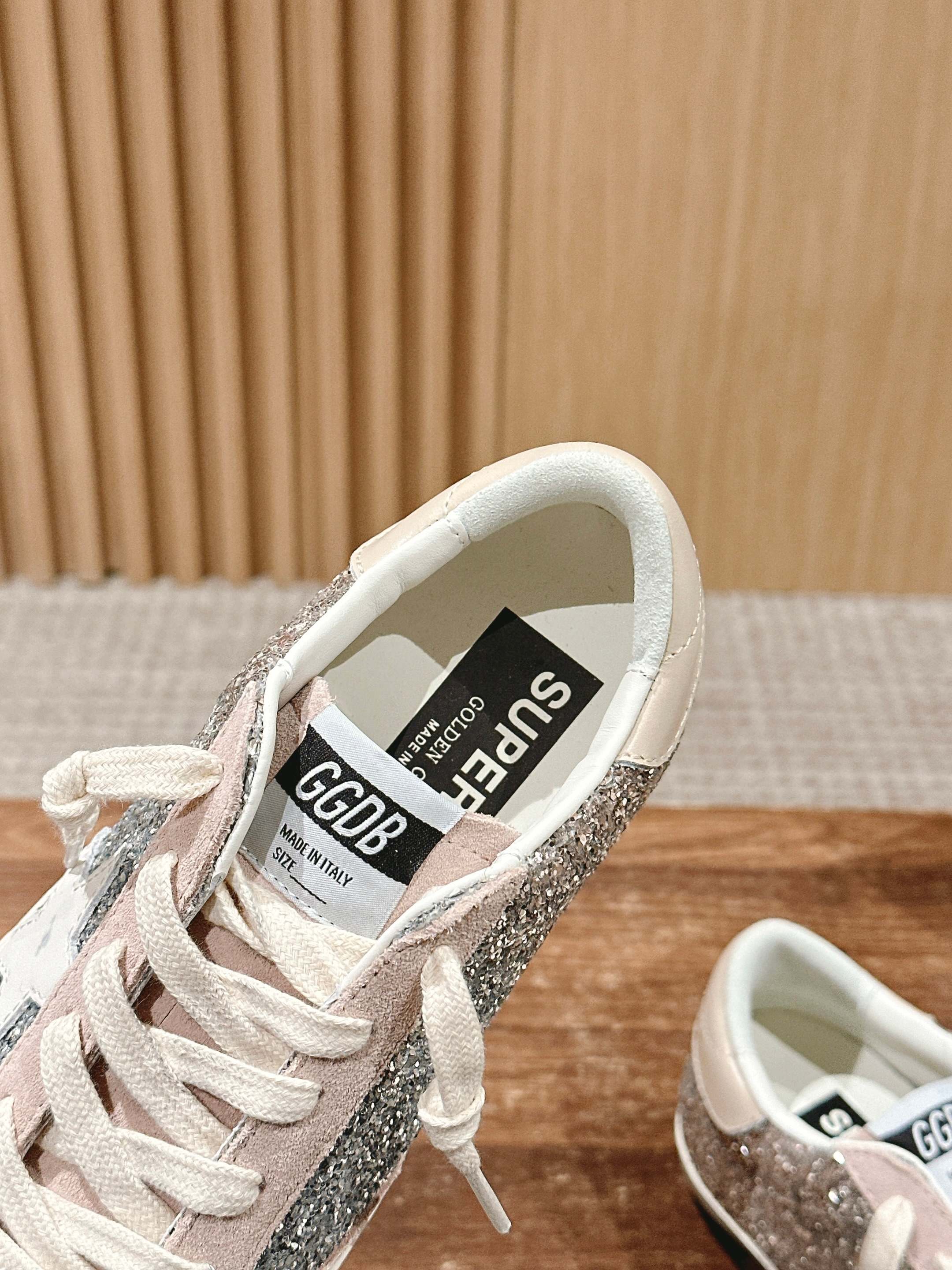 LuxluxHouse Best Quality Shoes Golden Goose