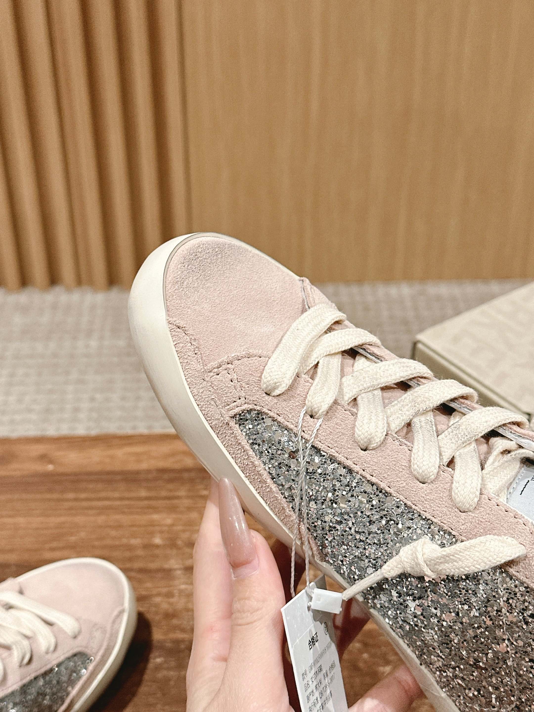 LuxluxHouse Best Quality Shoes Golden Goose
