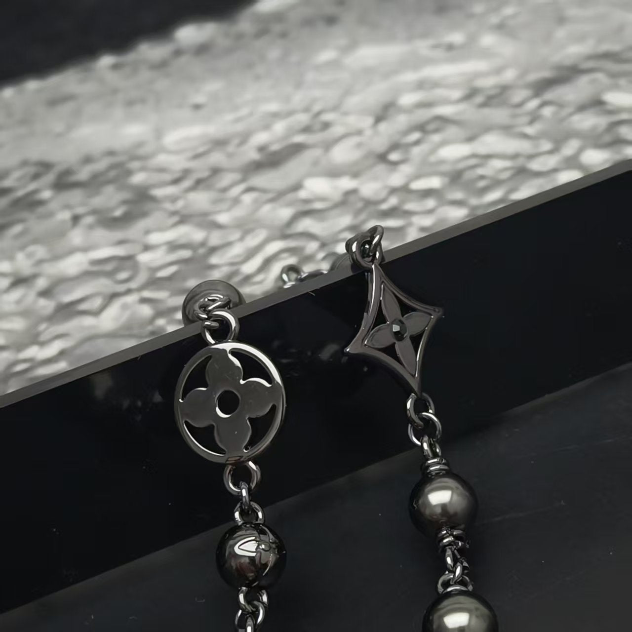 LuxluxHouse Best Quality Accessories Necklace Bracelet Louis Vuitton