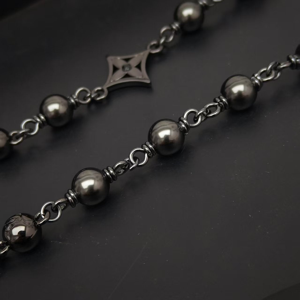 LuxluxHouse Best Quality Accessories Necklace Bracelet Louis Vuitton