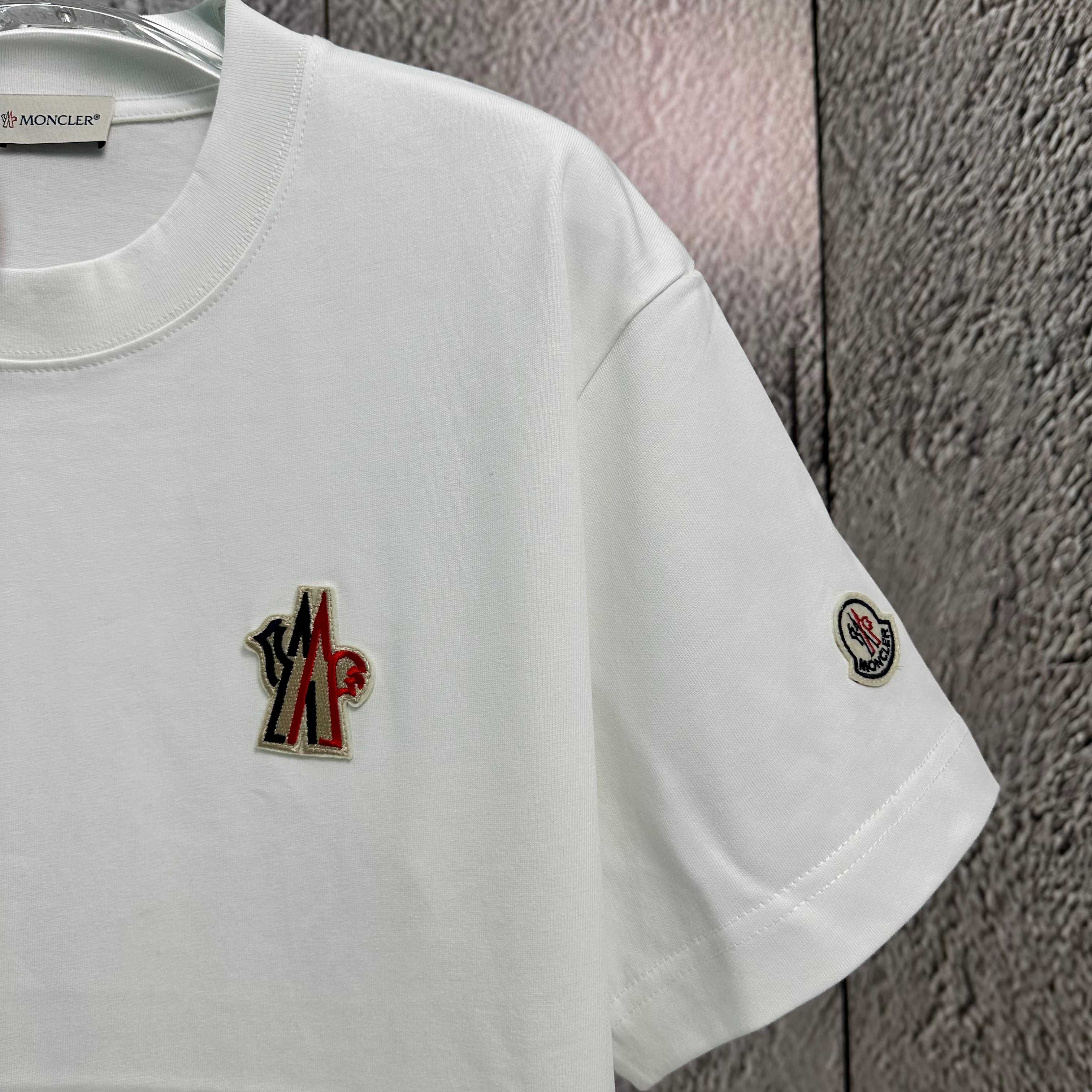 LuxluxHouse Best Quality Clothes T-shirt Moncler