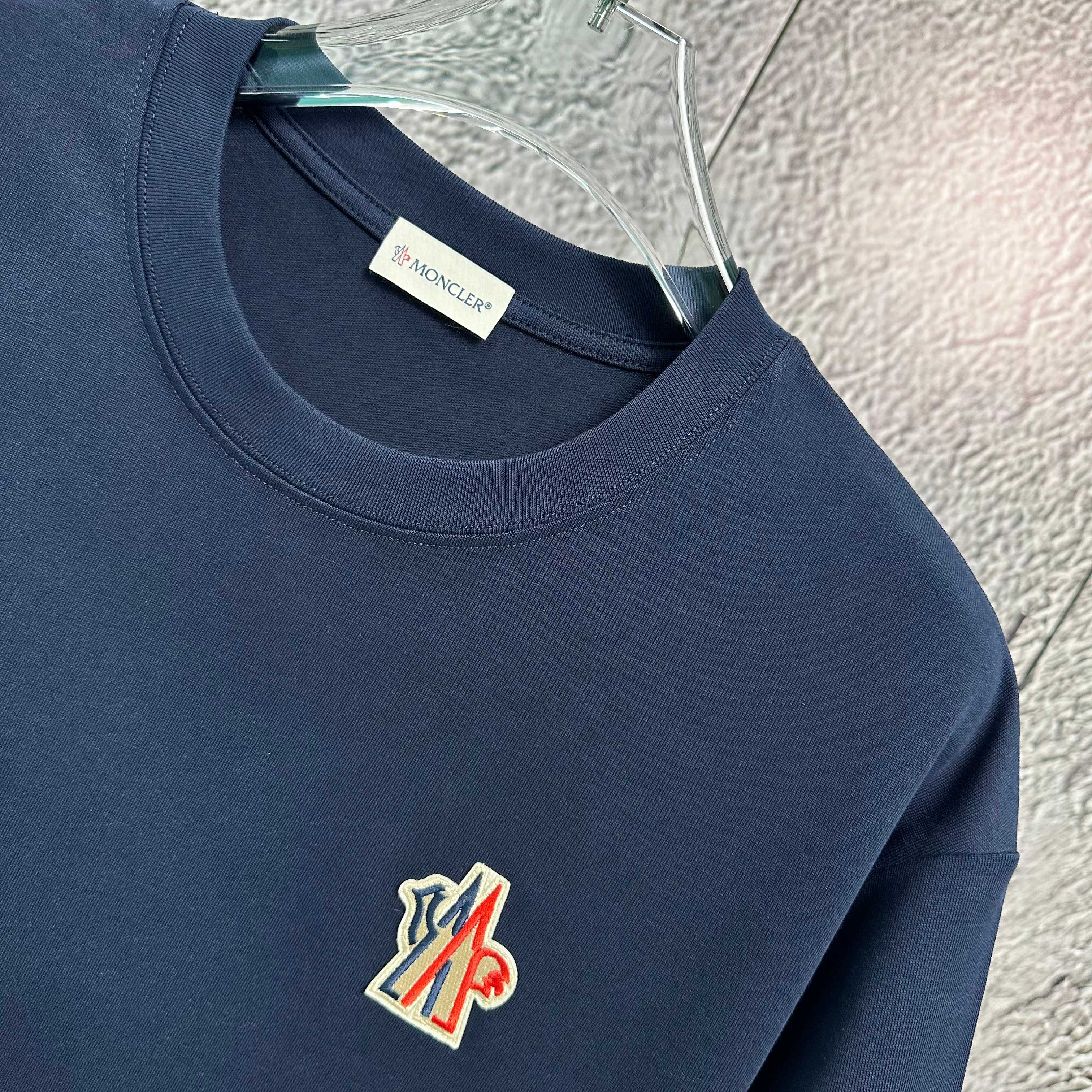 LuxluxHouse Best Quality Clothes T-shirt Moncler
