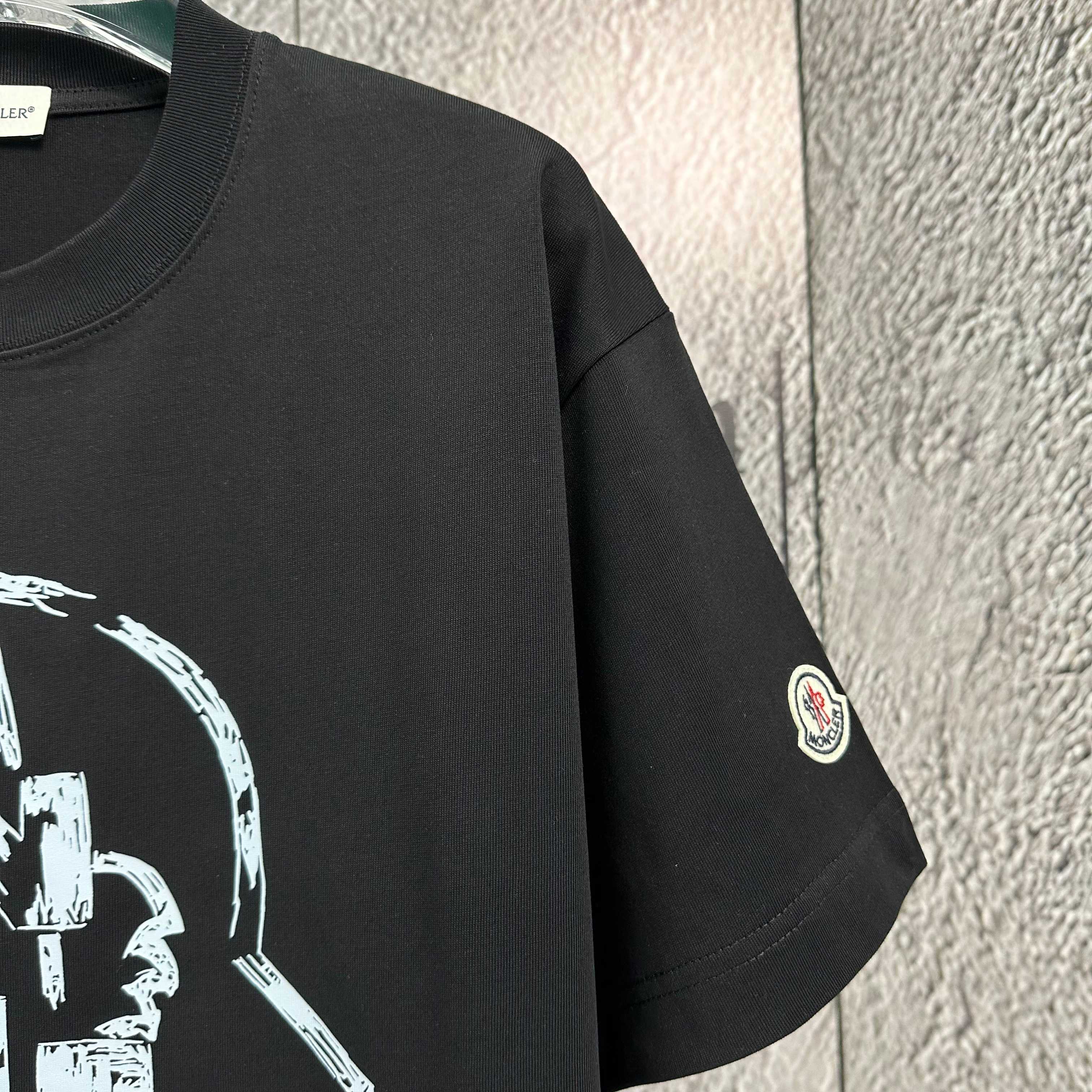 LuxluxHouse Best Quality Clothes T-shirt Moncler
