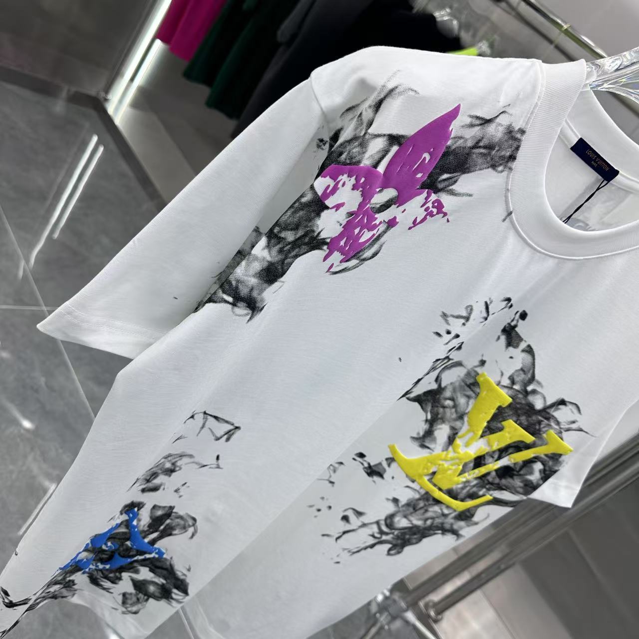 LuxluxHouse Best Quality Clothes T-shirt Louis Vuitton