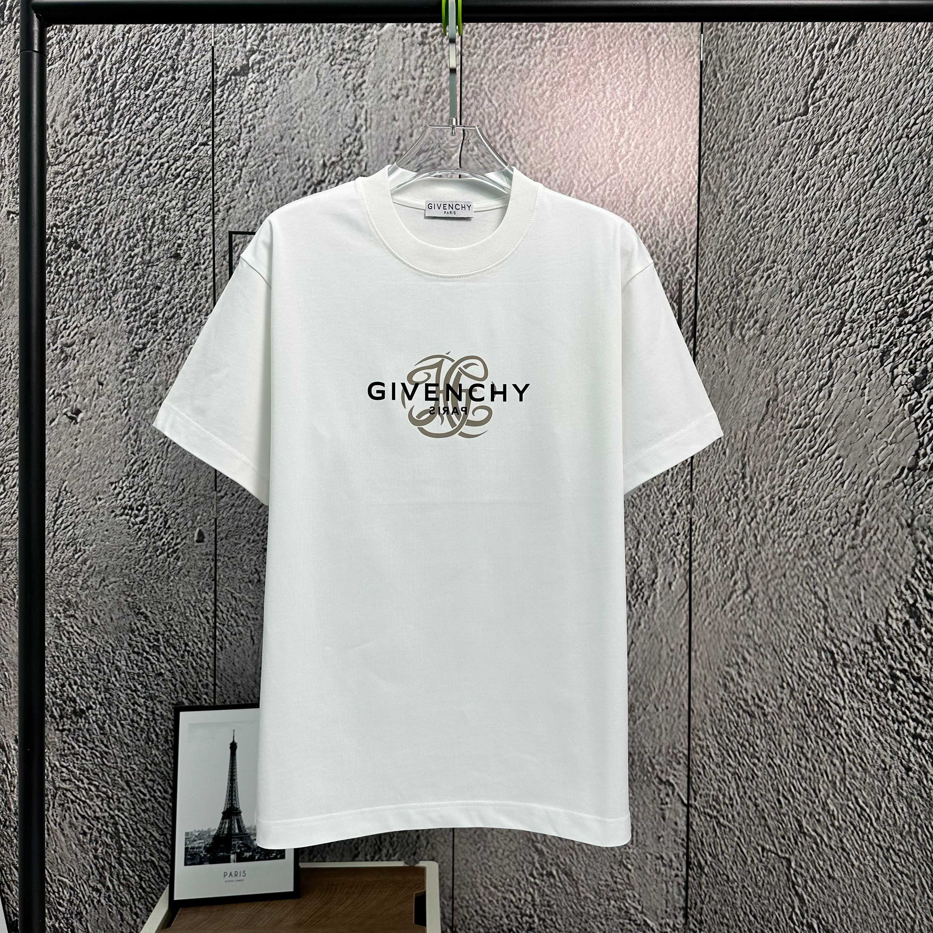 LuxluxHouse Best Quality Clothes Givenchy T-shirt
