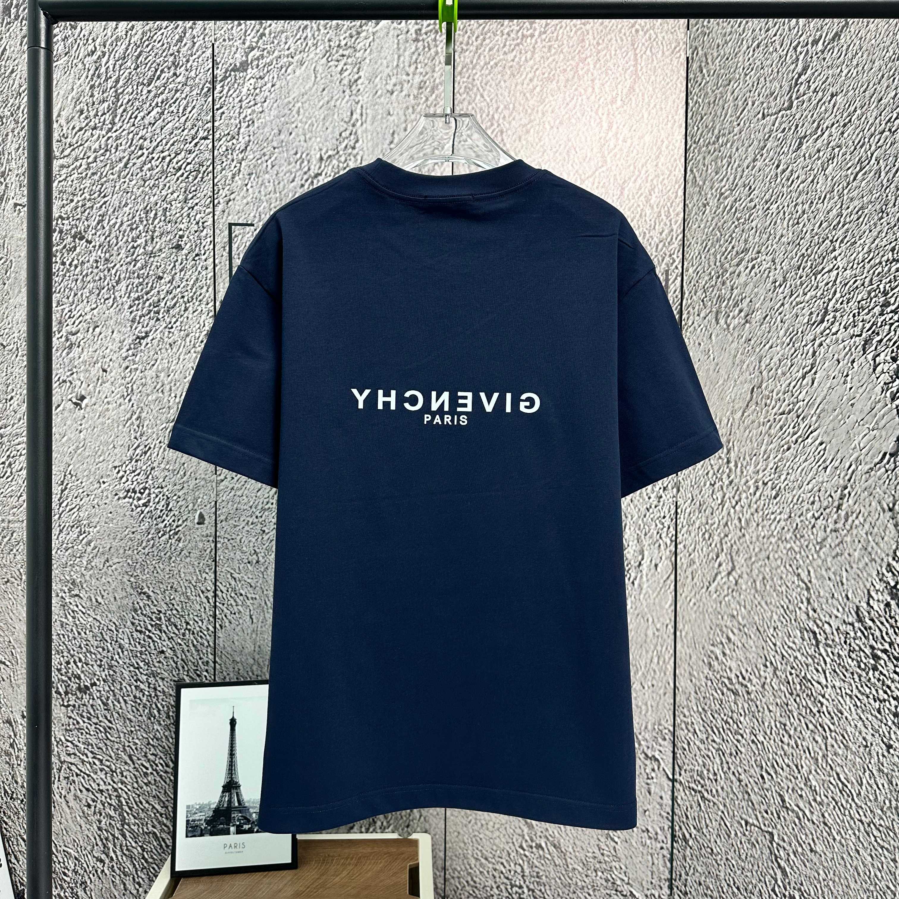LuxluxHouse Best Quality Clothes Givenchy T-shirt