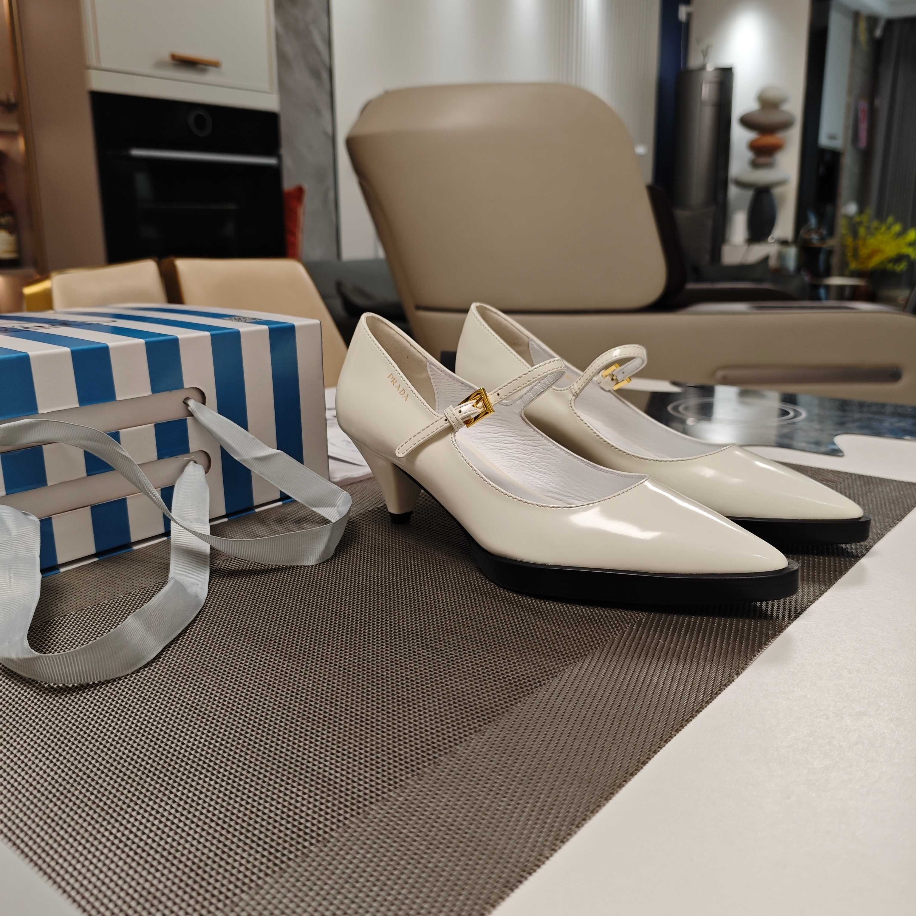 LuxluxHouse Best Quality Women Shoes Prada