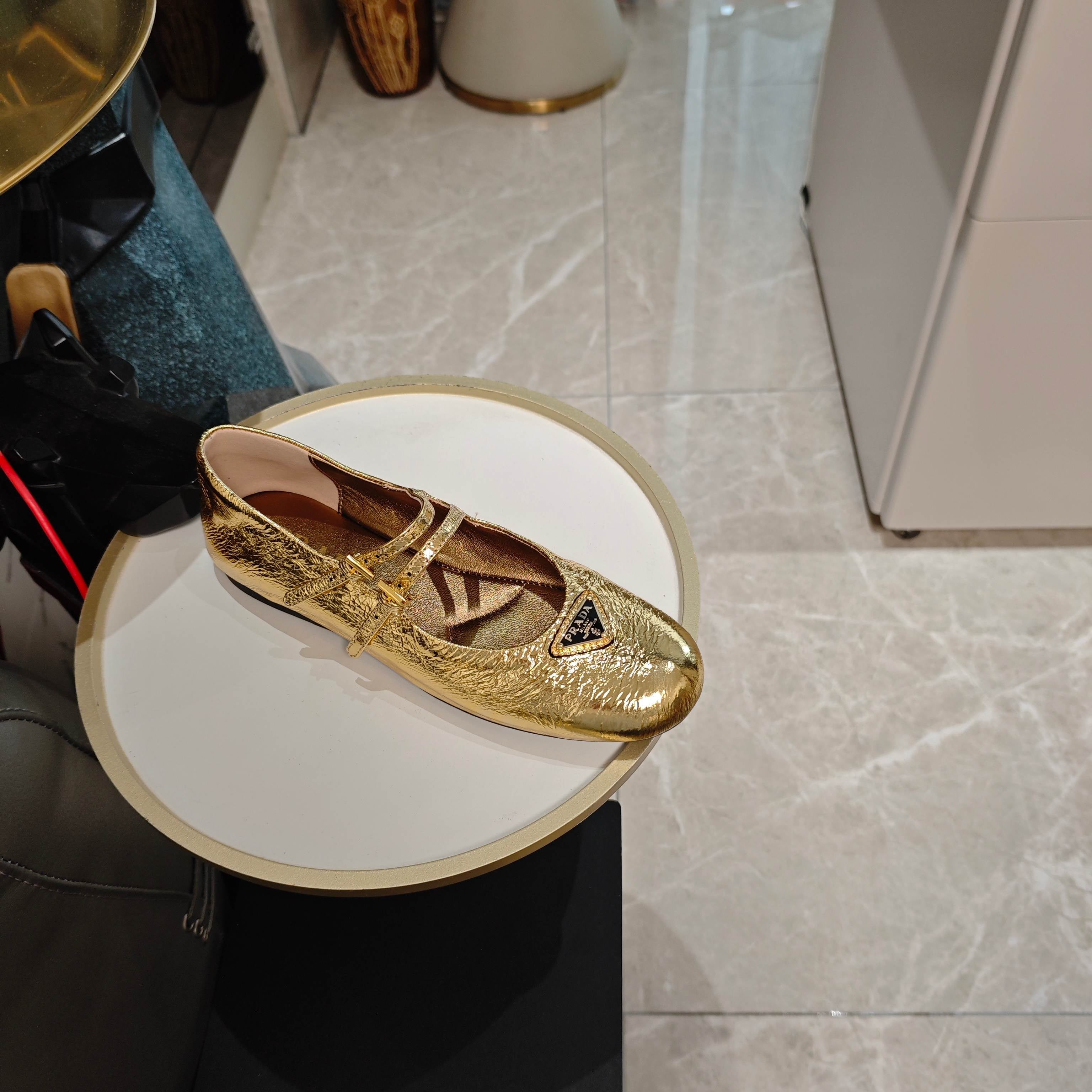 LuxluxHouse Best Quality Women Shoes Prada