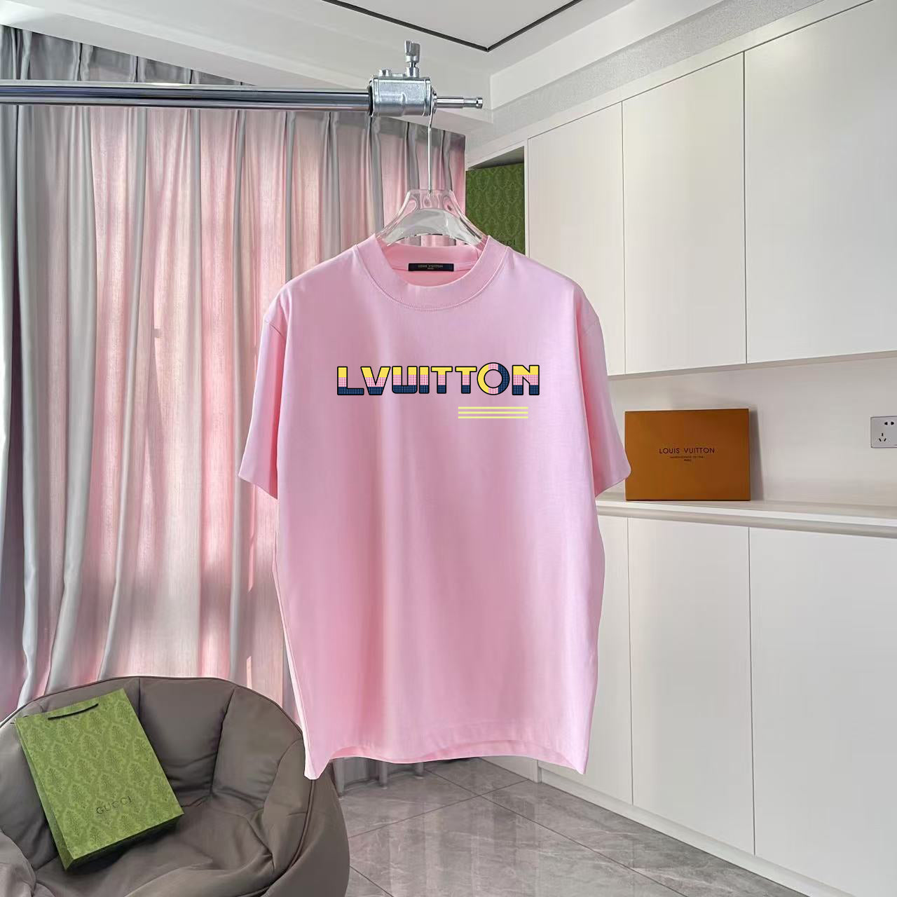 LuxluxHouse Best Quality Clothes T-shirt Louis Vuitton