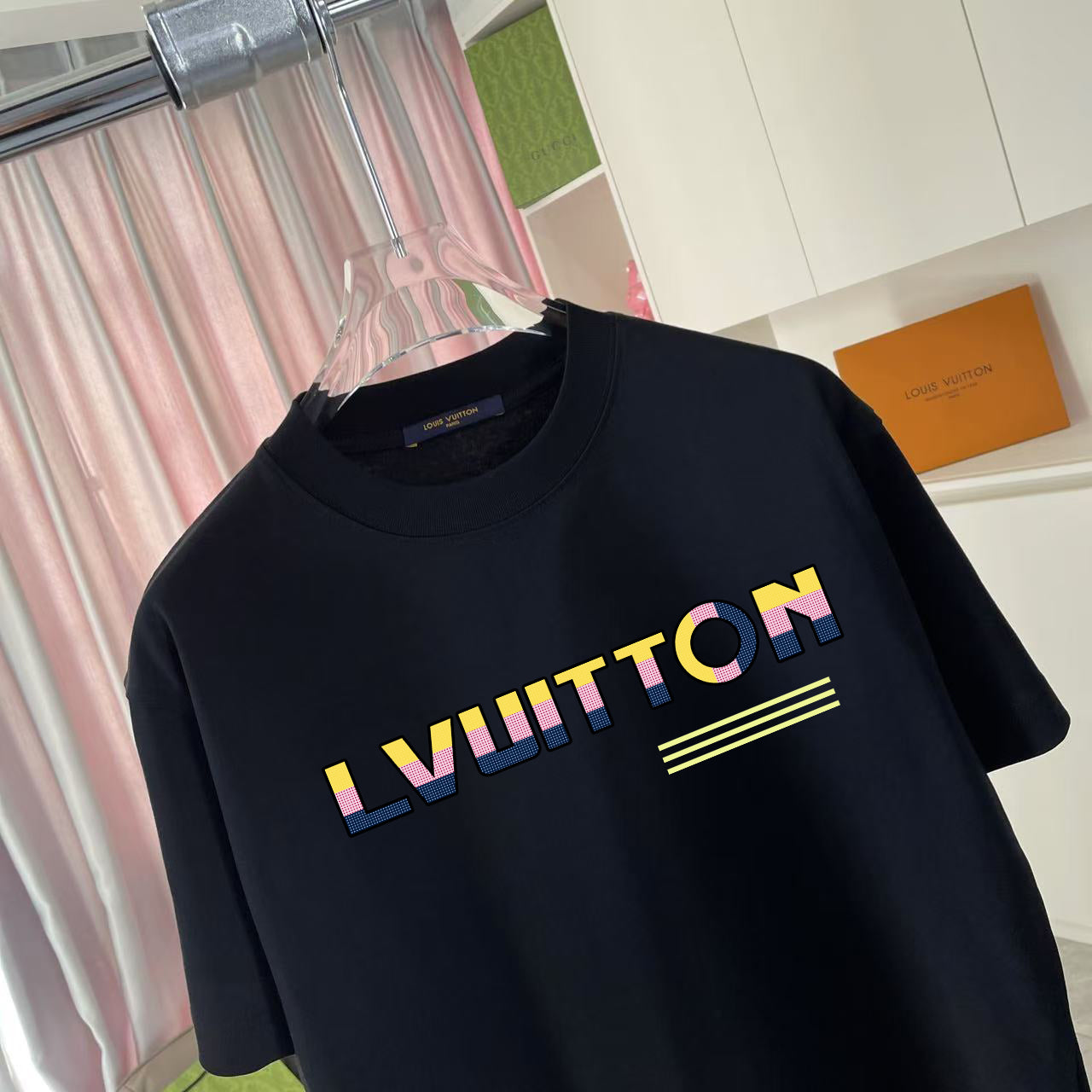 LuxluxHouse Best Quality Clothes T-shirt Louis Vuitton